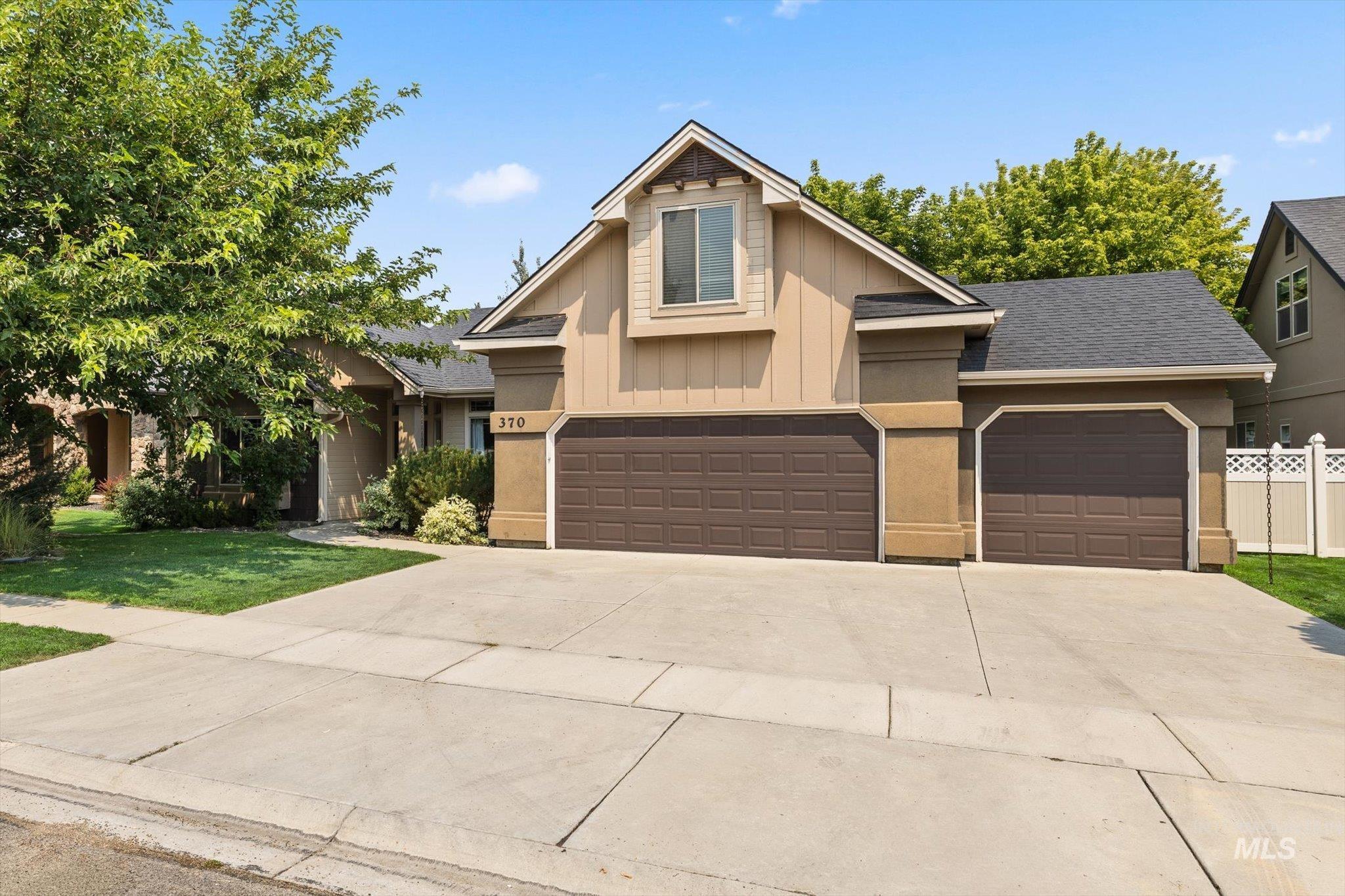 370 S Schober Loop, Nampa, Idaho 83686, 3 Bedrooms, 2 Bathrooms, Residential For Sale, Price $429,900, 98988358