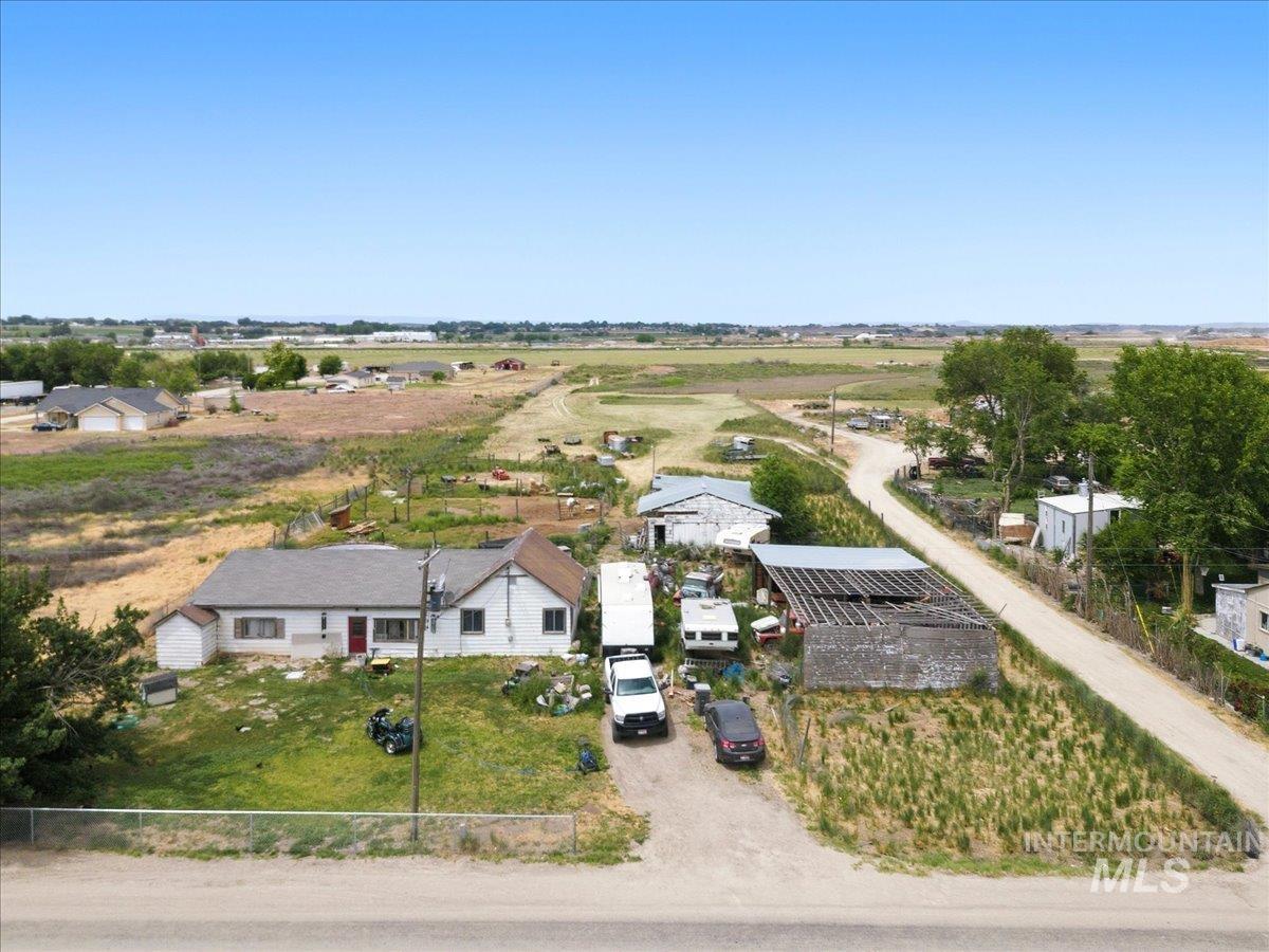 20873 Pinto, Caldwell, Idaho 83607, 3 Bedrooms, 1 Bathroom, Residential For Sale, Price $900,000,MLS 98988359