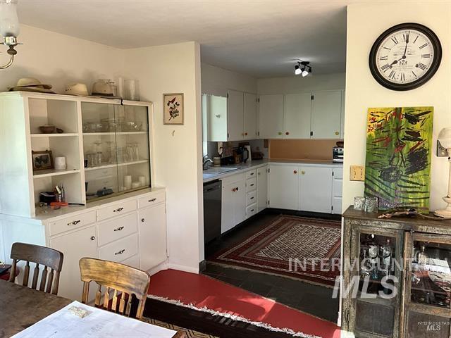 4778 River Road, Buhl, Idaho 83316, 2 Bedrooms, 1 Bathroom, Residential For Sale, Price $1,200,000,MLS 98988360