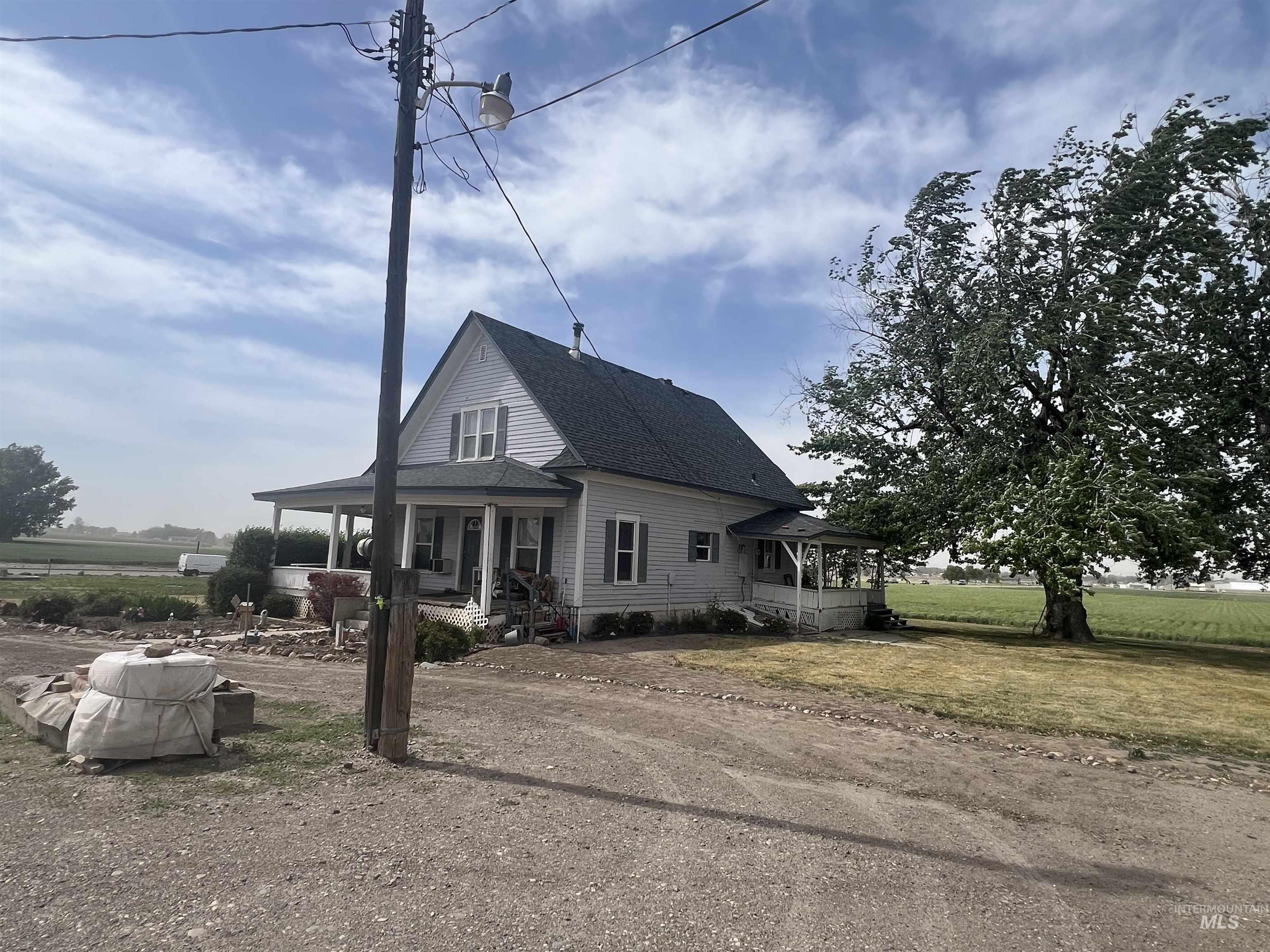 6810 Hwy 95, Fruitland, Idaho 83619, 3 Bedrooms, 1 Bathroom, Residential For Sale, Price $585,000,MLS 98988362