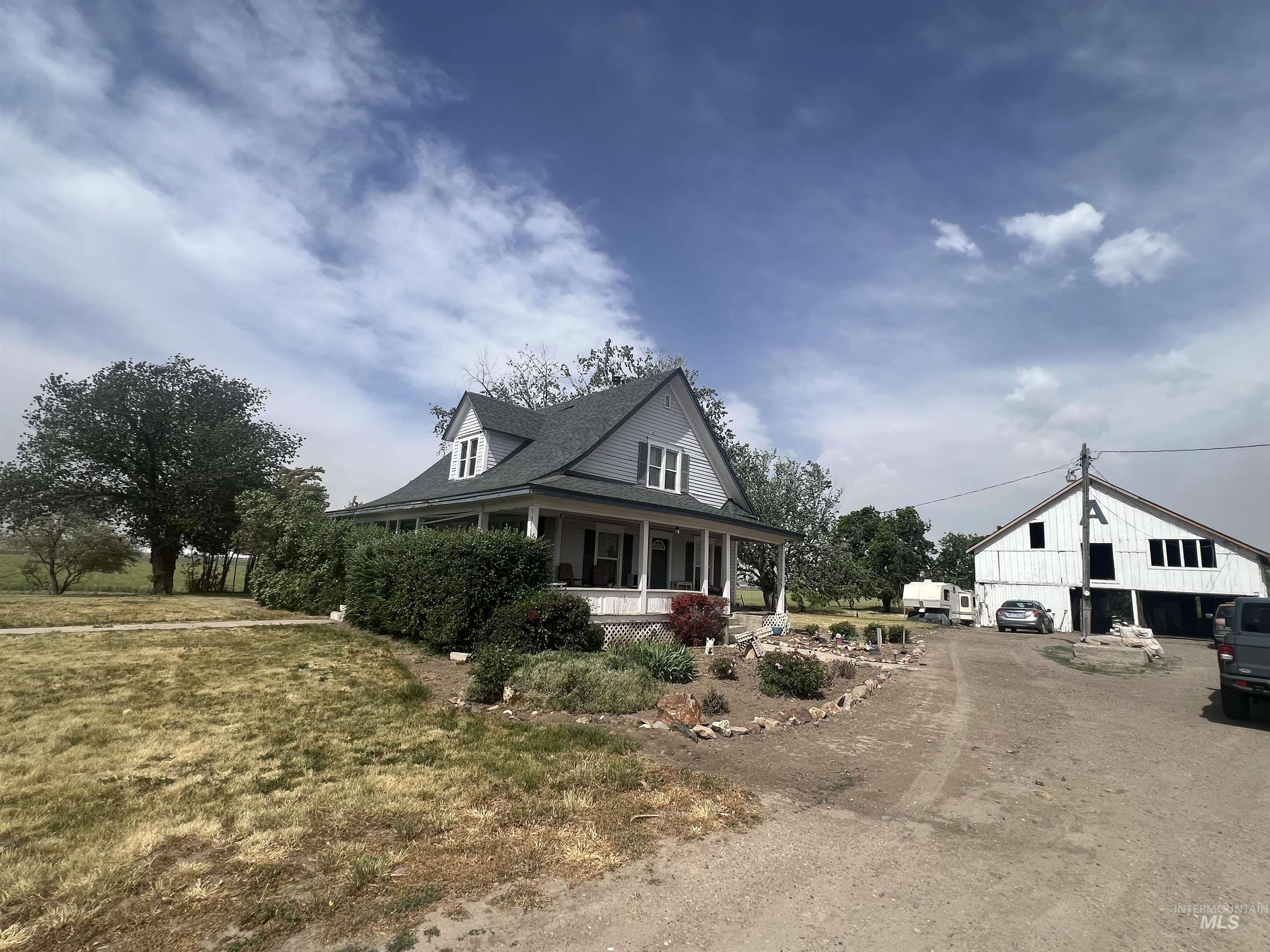 6810 Hwy 95, Fruitland, Idaho 83619, 3 Bedrooms, 1 Bathroom, Residential For Sale, Price $585,000,MLS 98988362