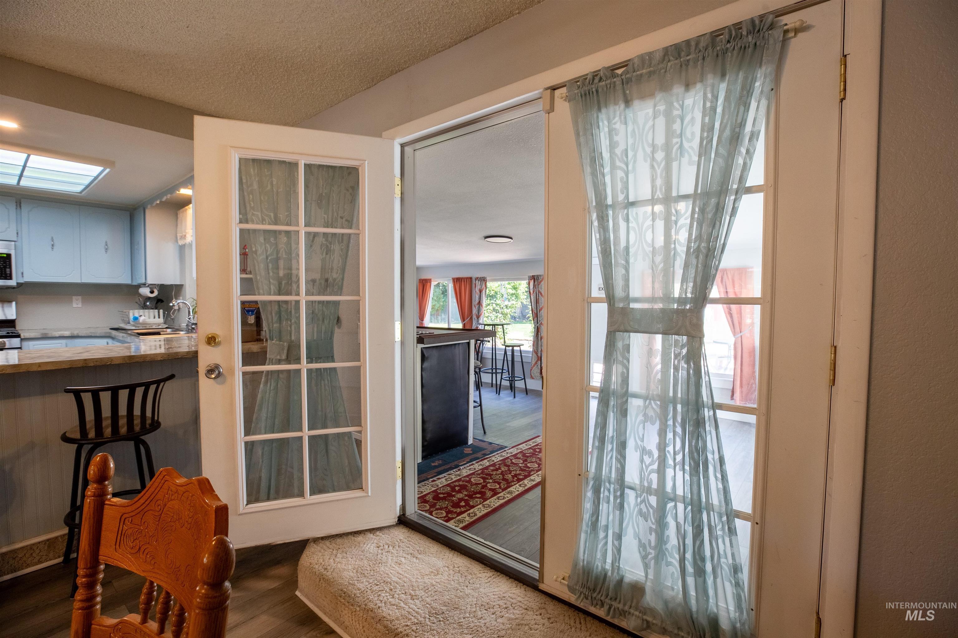 10808 W Reutzel Drive, Boise, Idaho 83709, 5 Bedrooms, 3 Bathrooms, Residential For Sale, Price $648,500,MLS 98988366