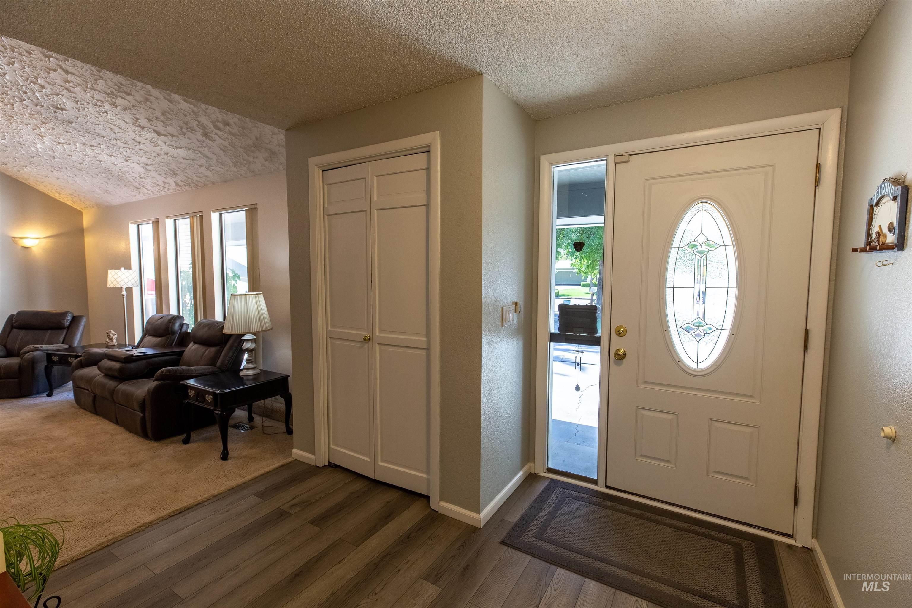 10808 W Reutzel Drive, Boise, Idaho 83709, 5 Bedrooms, 3 Bathrooms, Residential For Sale, Price $648,500,MLS 98988366