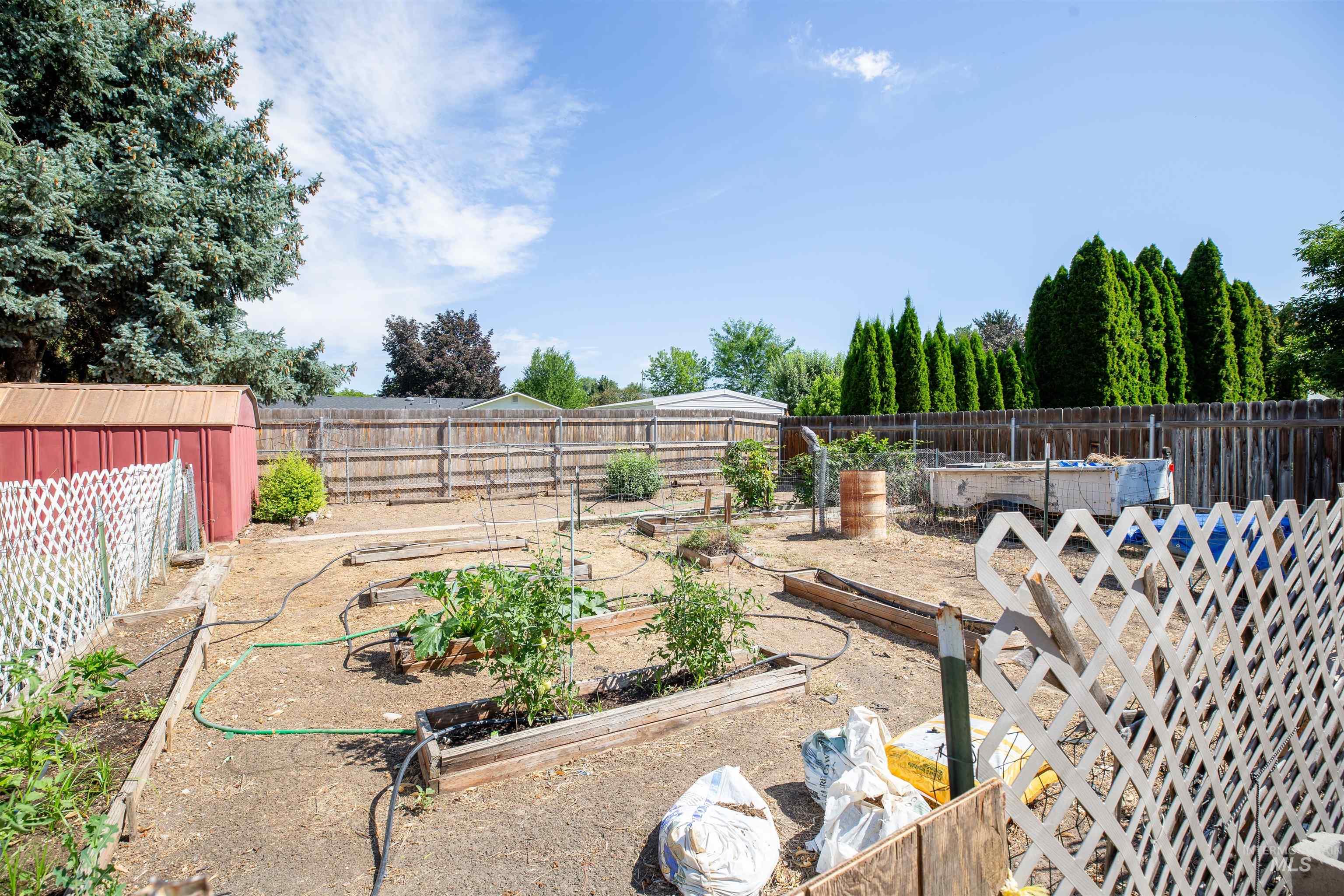 10808 W Reutzel Drive, Boise, Idaho 83709, 5 Bedrooms, 3 Bathrooms, Residential For Sale, Price $648,500,MLS 98988366