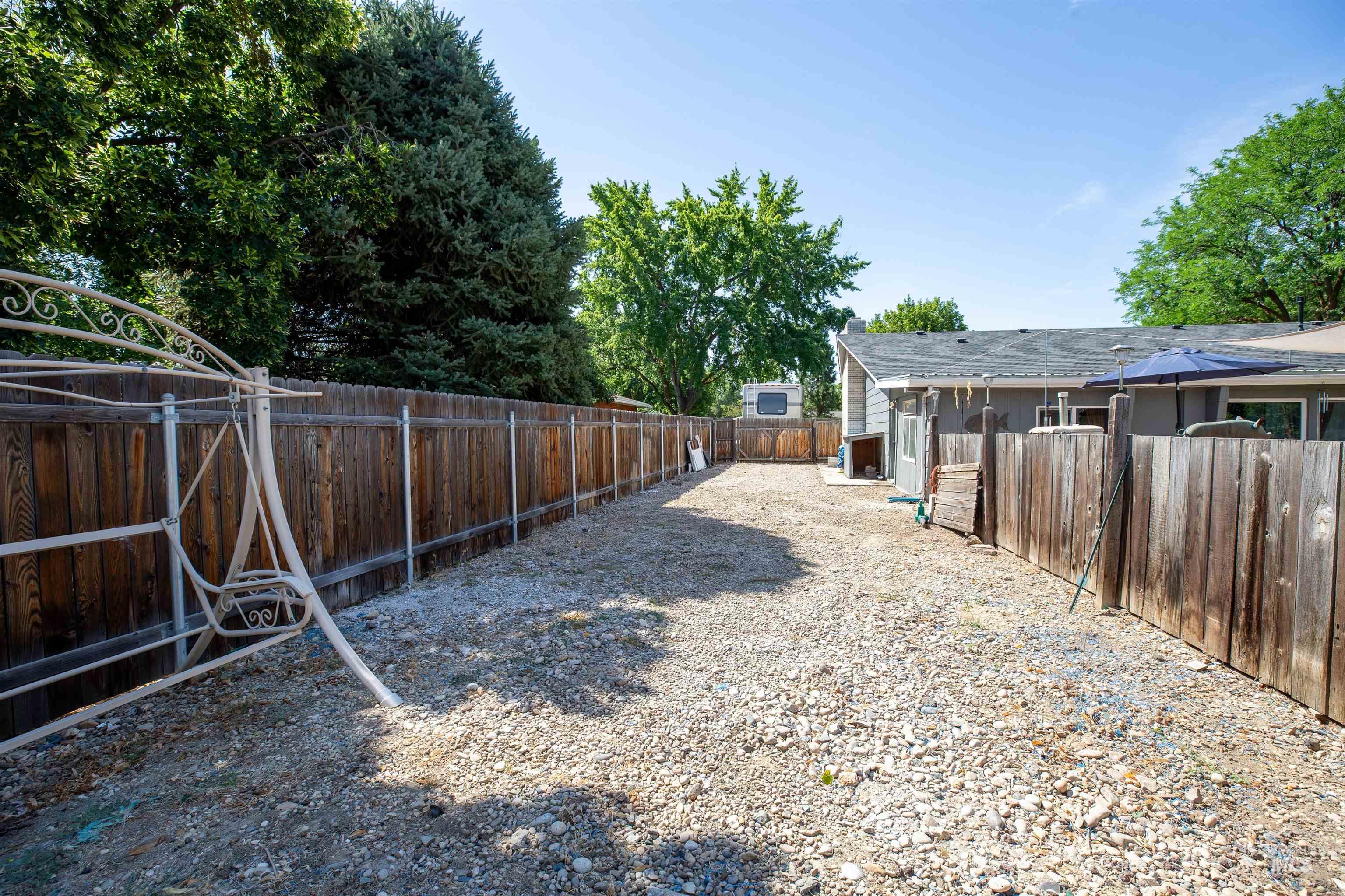 10808 W Reutzel Drive, Boise, Idaho 83709, 5 Bedrooms, 3 Bathrooms, Residential For Sale, Price $648,500,MLS 98988366
