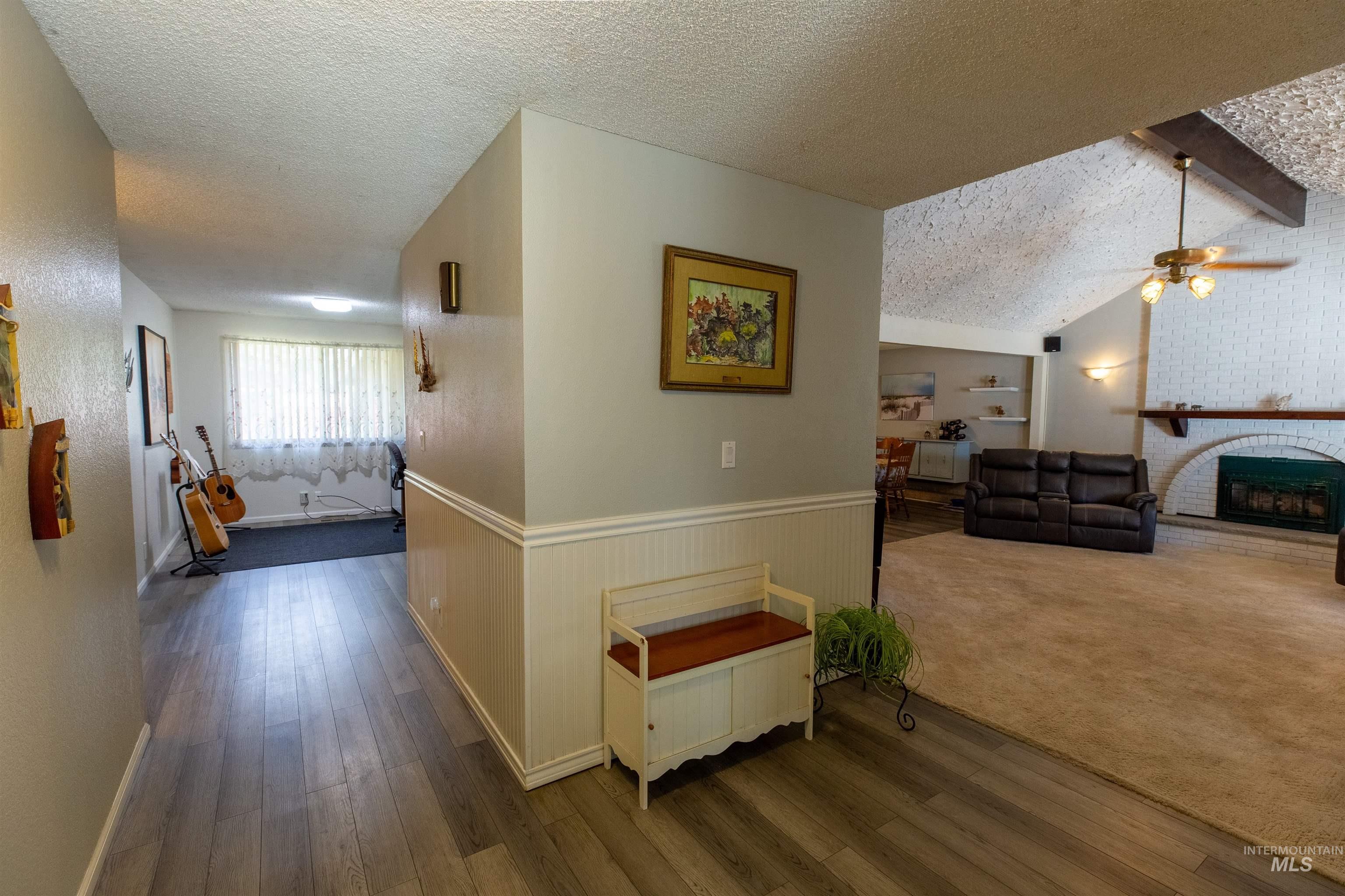 10808 W Reutzel Drive, Boise, Idaho 83709, 5 Bedrooms, 3 Bathrooms, Residential For Sale, Price $648,500,MLS 98988366