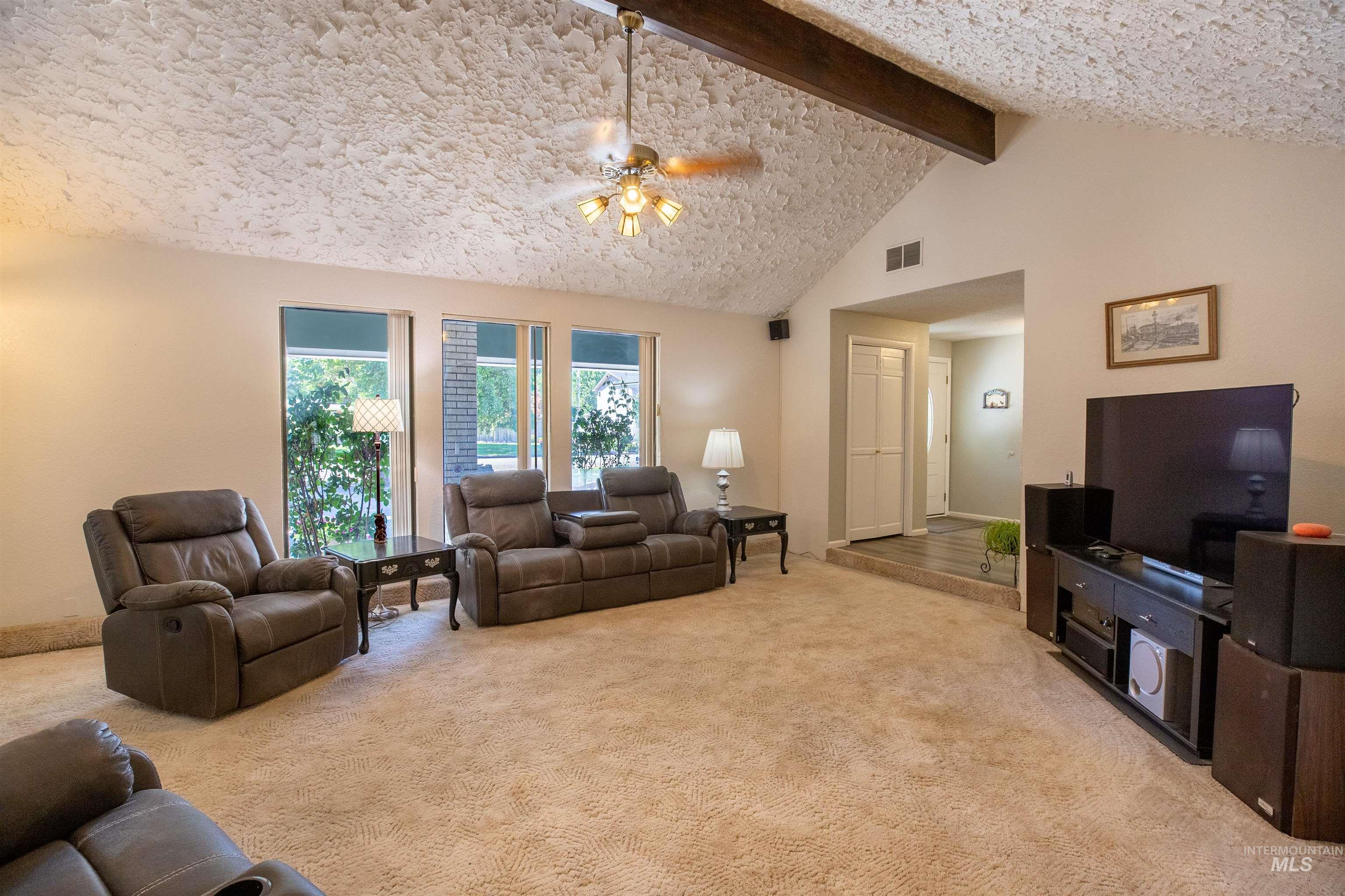 10808 W Reutzel Drive, Boise, Idaho 83709, 5 Bedrooms, 3 Bathrooms, Residential For Sale, Price $648,500,MLS 98988366