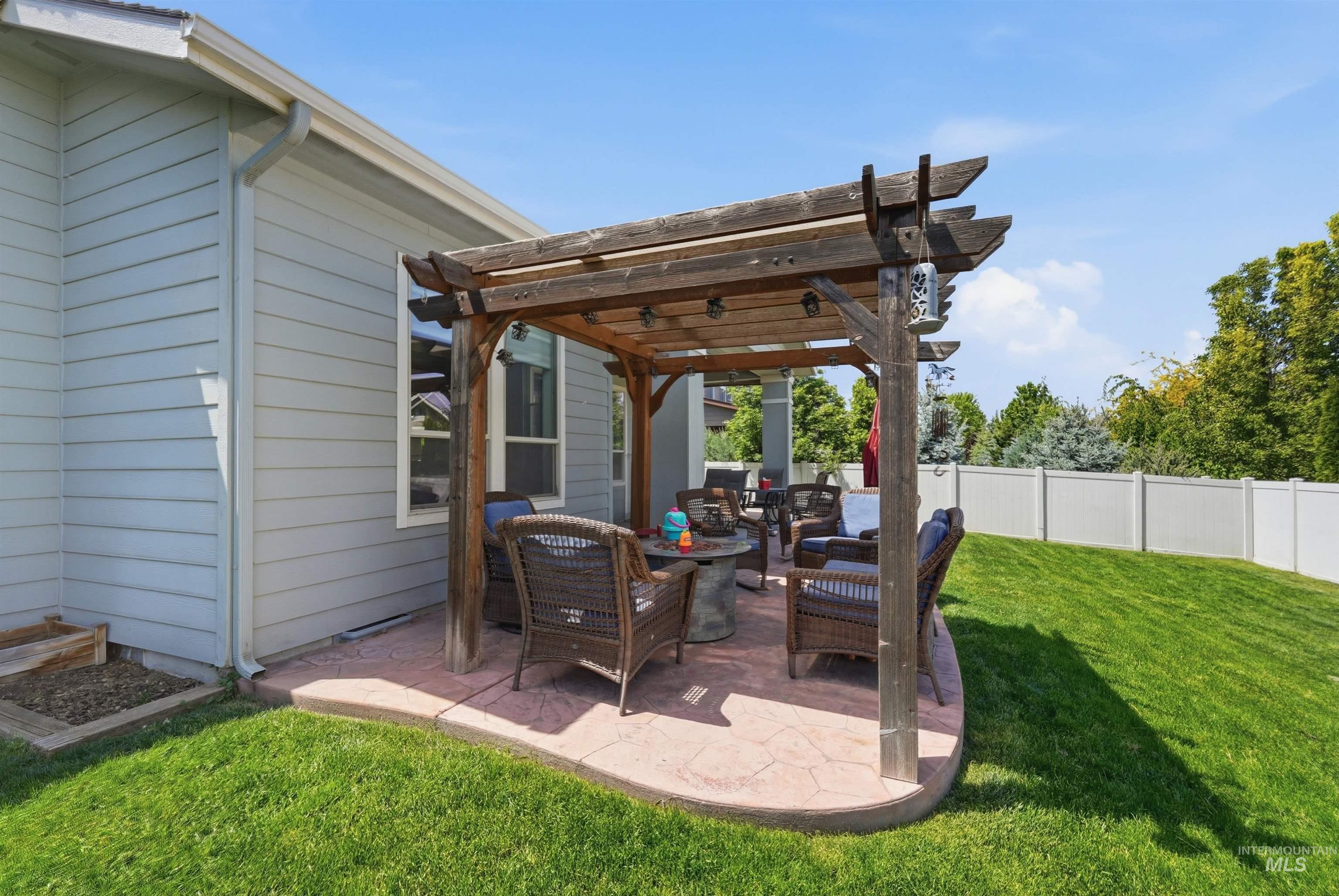 1168 W Karluk River, Meridian, Idaho 83642, 4 Bedrooms, 3 Bathrooms, Residential For Sale, Price $739,995,MLS 98988370