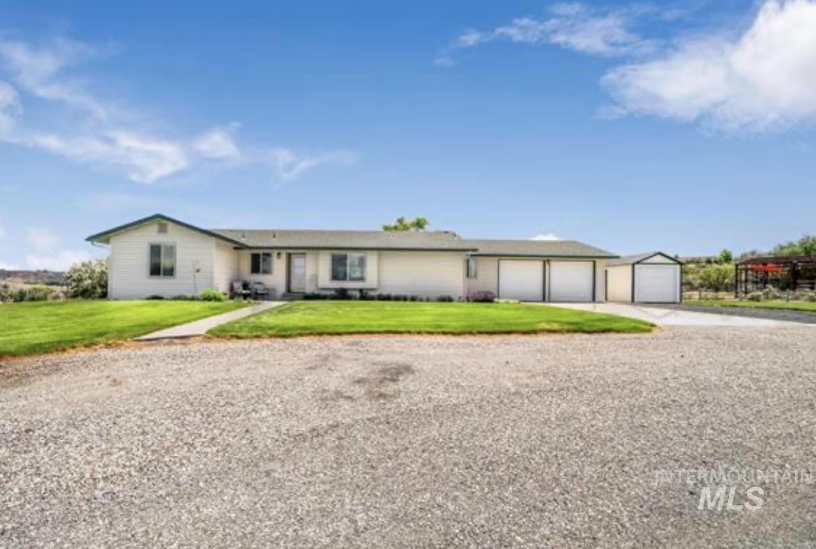 4514 Pheasant Ln, Buhl, Idaho 83316, 3 Bedrooms, 2 Bathrooms, Residential For Sale, Price $449,000,MLS 98988372