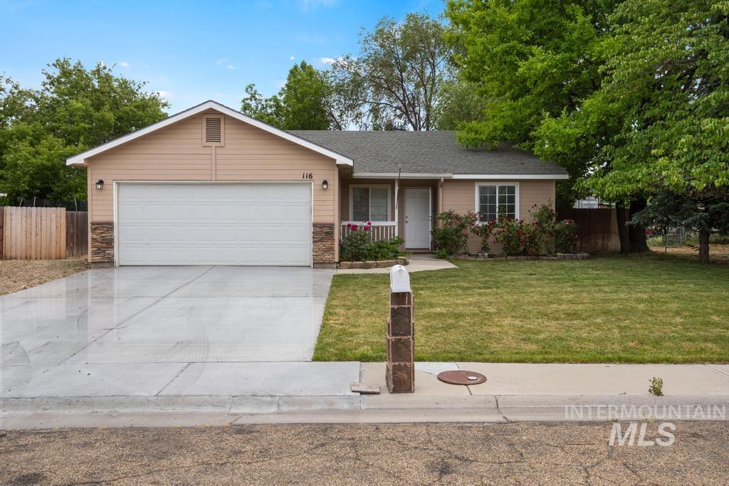 116 E Spruce Street, Caldwell, Idaho 83605, 3 Bedrooms, 2 Bathrooms, Residential For Sale, Price $299,000,MLS 98988373