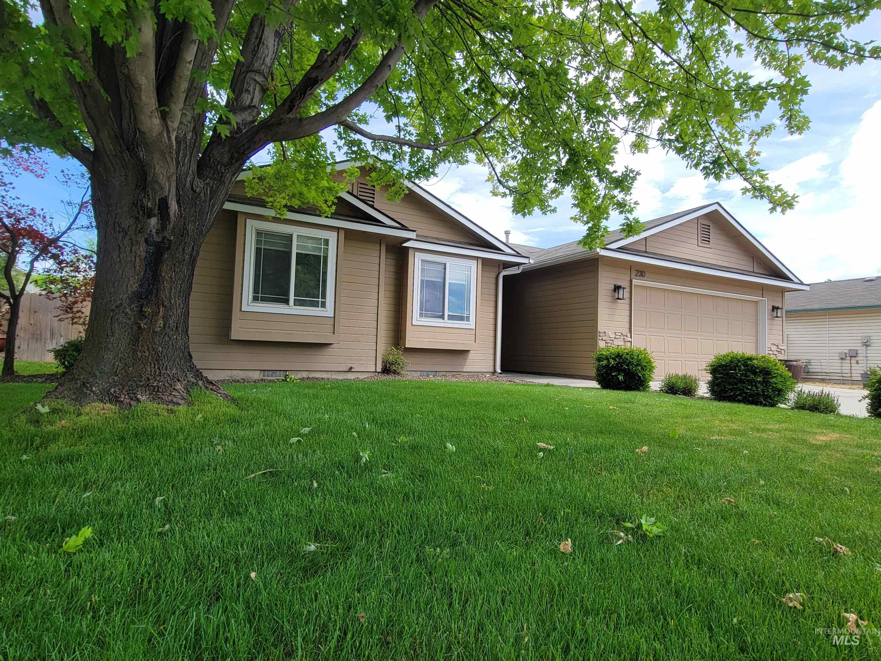 230 Sherwood Rd, Middleton, Idaho 83644, 3 Bedrooms, 2 Bathrooms, Residential For Sale, Price $379,900,MLS 98988375