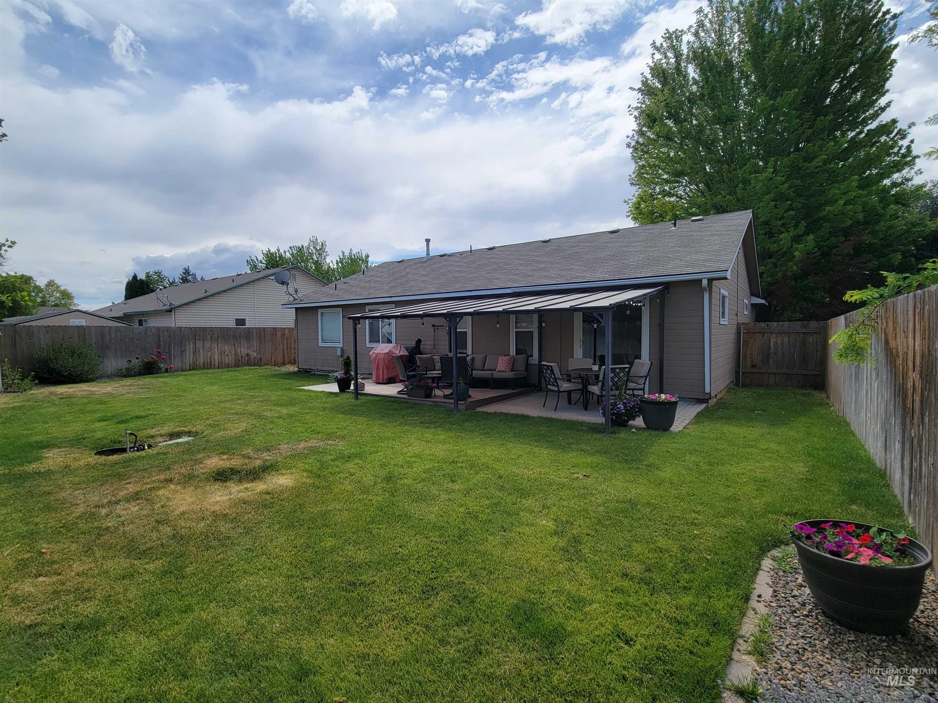 230 Sherwood Rd, Middleton, Idaho 83644, 3 Bedrooms, 2 Bathrooms, Residential For Sale, Price $379,900,MLS 98988375