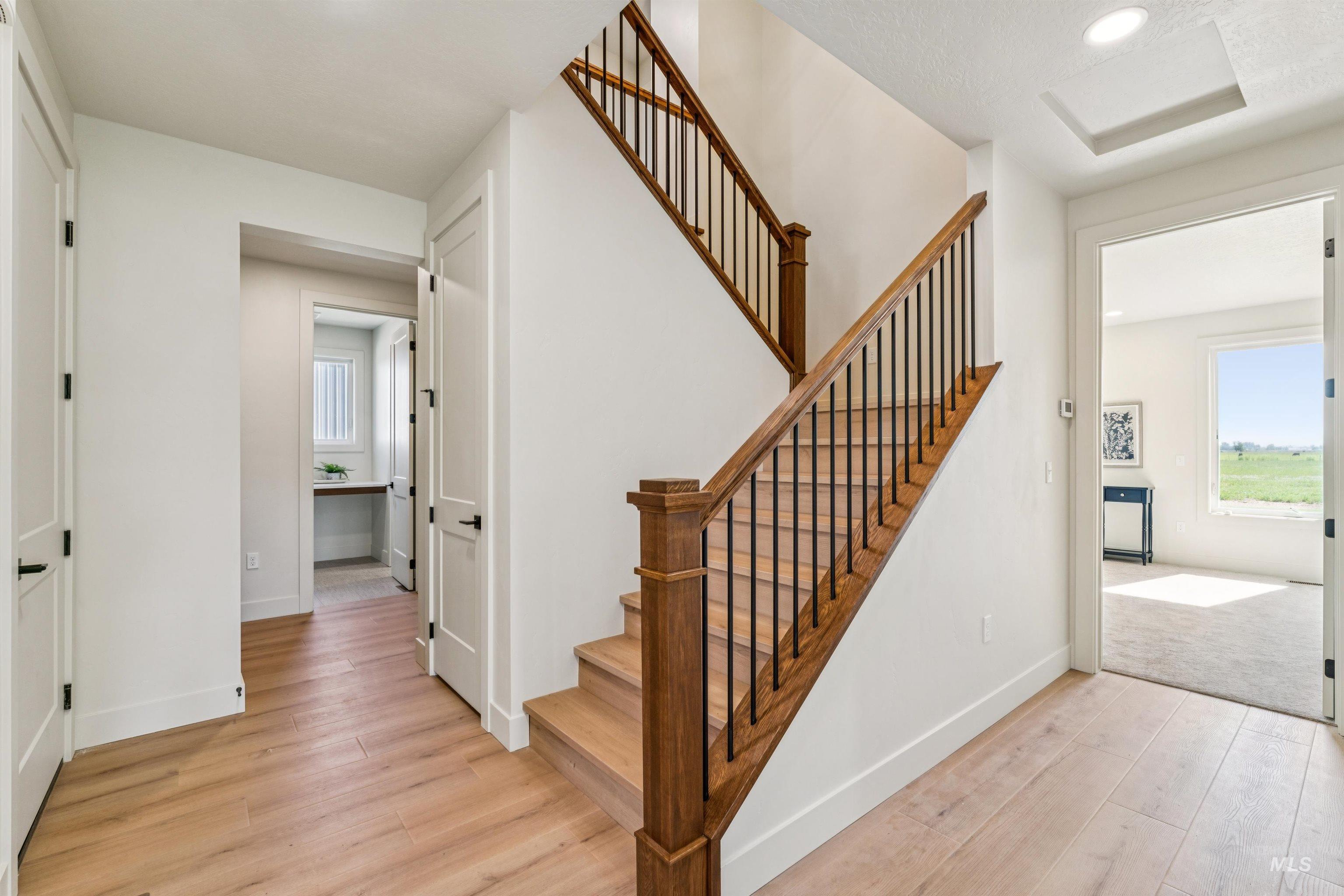 3990 Eleanor Ln, Emmett, Idaho 83617, 3 Bedrooms, 3.5 Bathrooms, Residential For Sale, Price $1,050,000,MLS 98988377
