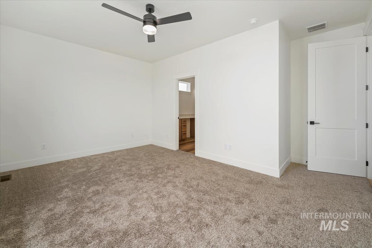 1128 Velvet Loop, Wilder, Idaho 83676, 3 Bedrooms, 2 Bathrooms, Residential For Sale, Price $439,999,MLS 98988383