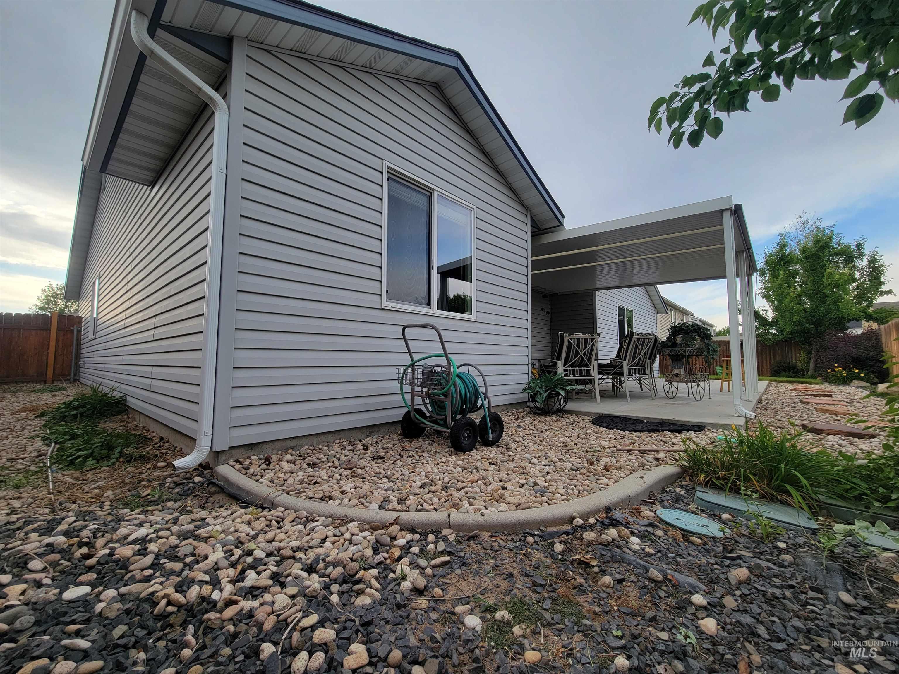 252 Archer Rd, Middleton, Idaho 83644, 4 Bedrooms, 2 Bathrooms, Residential For Sale, Price $414,900,MLS 98988385