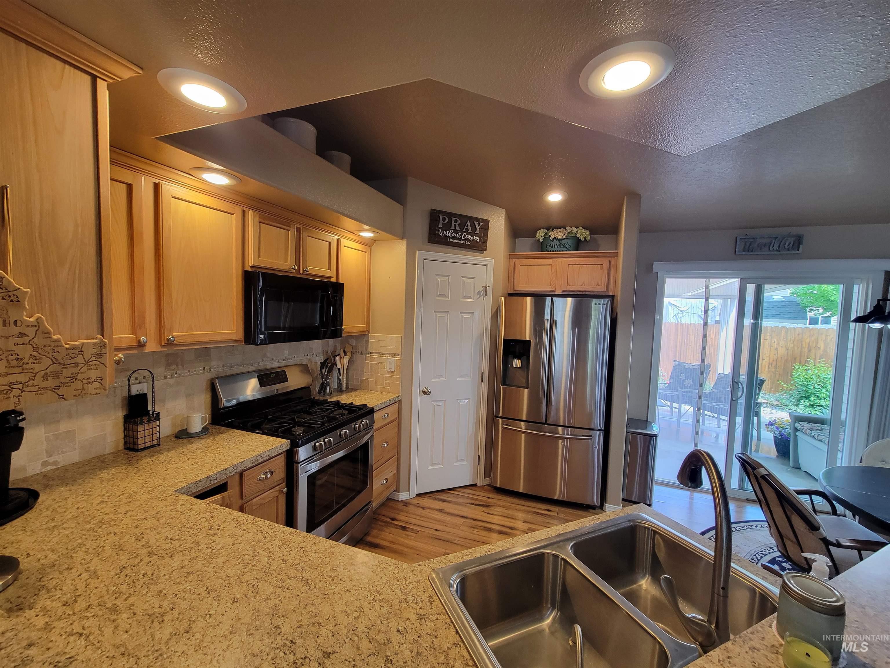 252 Archer Rd, Middleton, Idaho 83644, 4 Bedrooms, 2 Bathrooms, Residential For Sale, Price $414,900,MLS 98988385