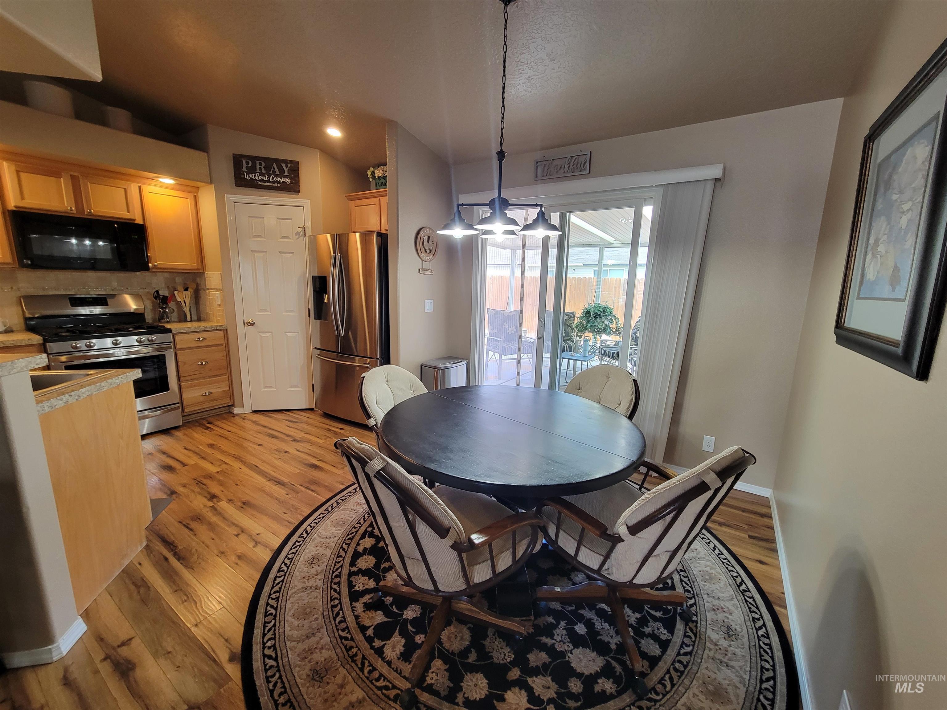 252 Archer Rd, Middleton, Idaho 83644, 4 Bedrooms, 2 Bathrooms, Residential For Sale, Price $414,900,MLS 98988385