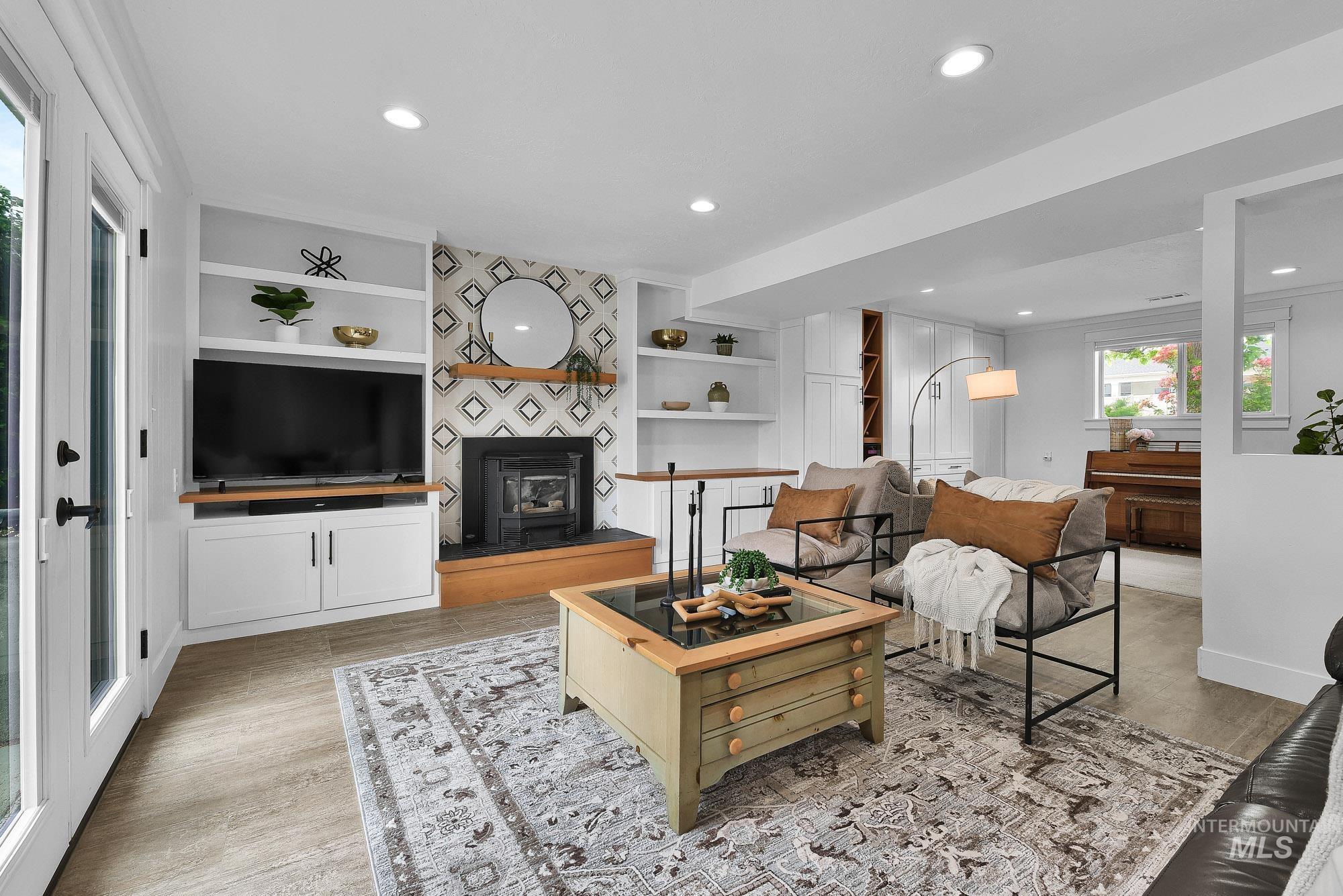 315 E Pat Lane, Caldwell, Idaho 83607-9013, 4 Bedrooms, 2.5 Bathrooms, Residential For Sale, Price $614,950, 98988388