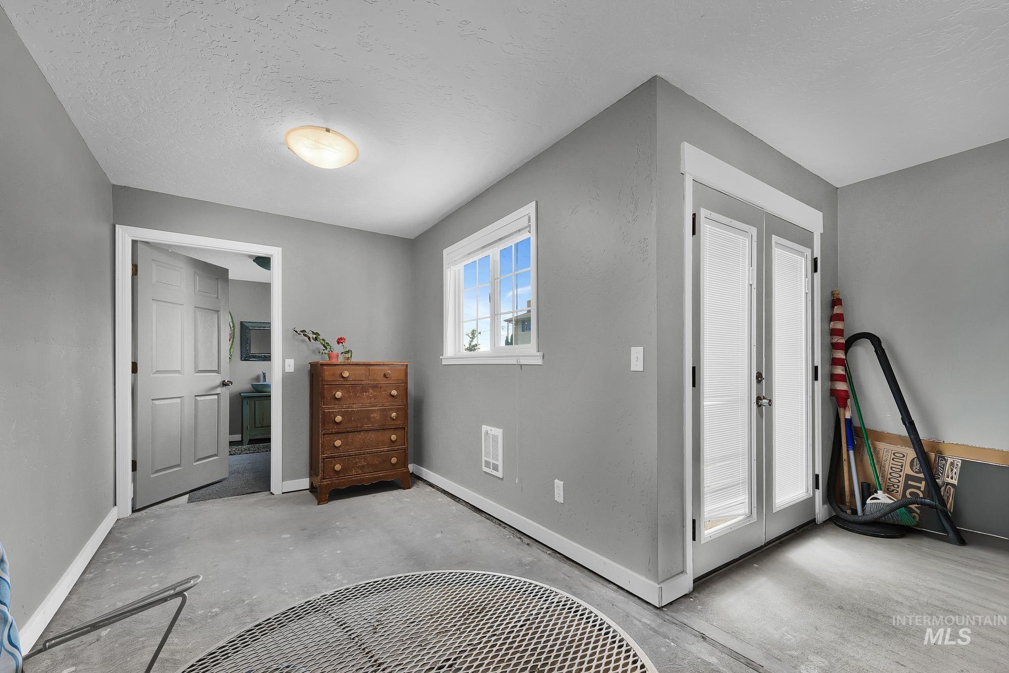 315 E Pat Lane, Caldwell, Idaho 83607-9013, 4 Bedrooms, 2.5 Bathrooms, Residential For Sale, Price $614,950, 98988388