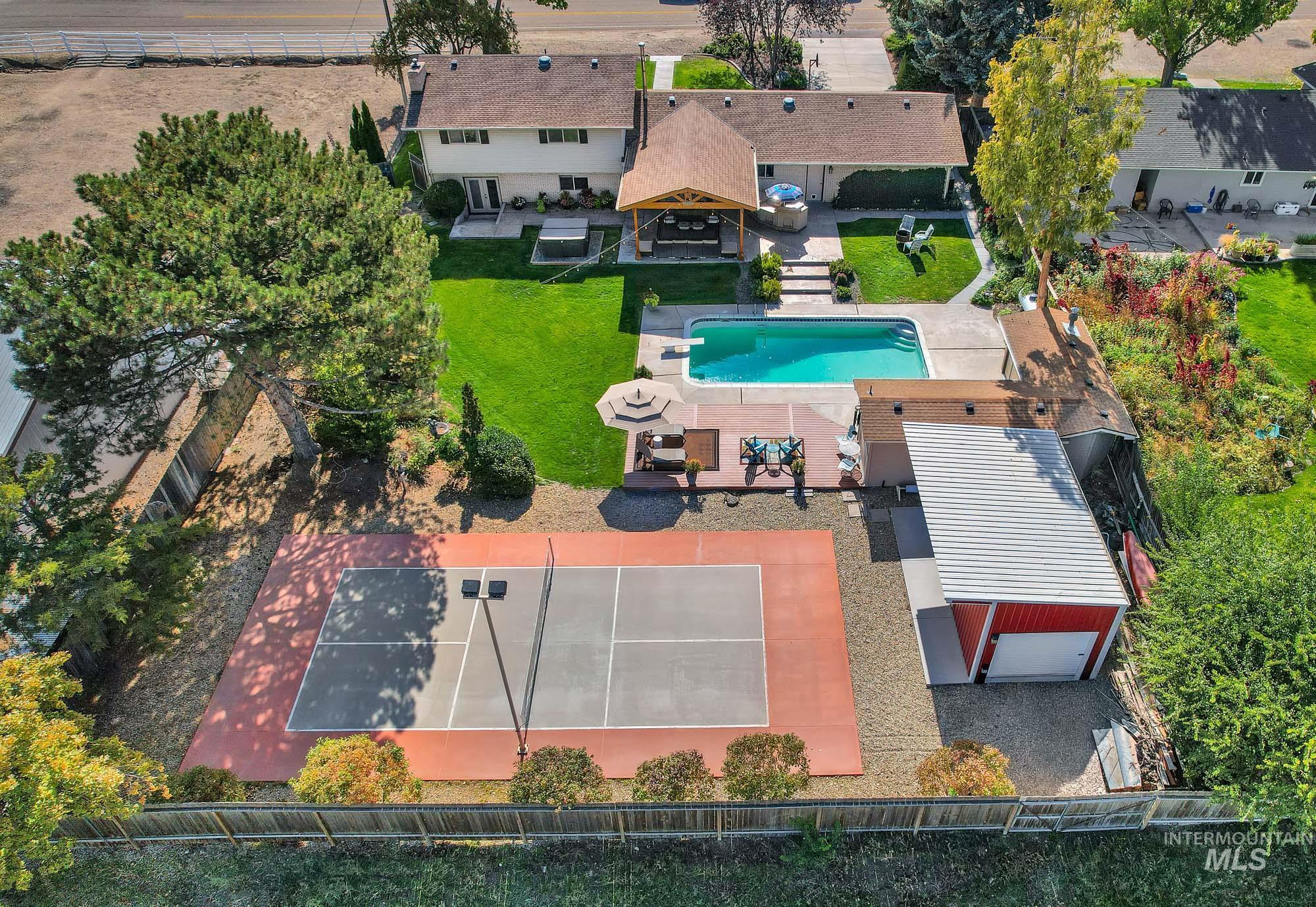 315 E Pat Lane, Caldwell, Idaho 83607-9013, 4 Bedrooms, 2.5 Bathrooms, Residential For Sale, Price $614,950, 98988388