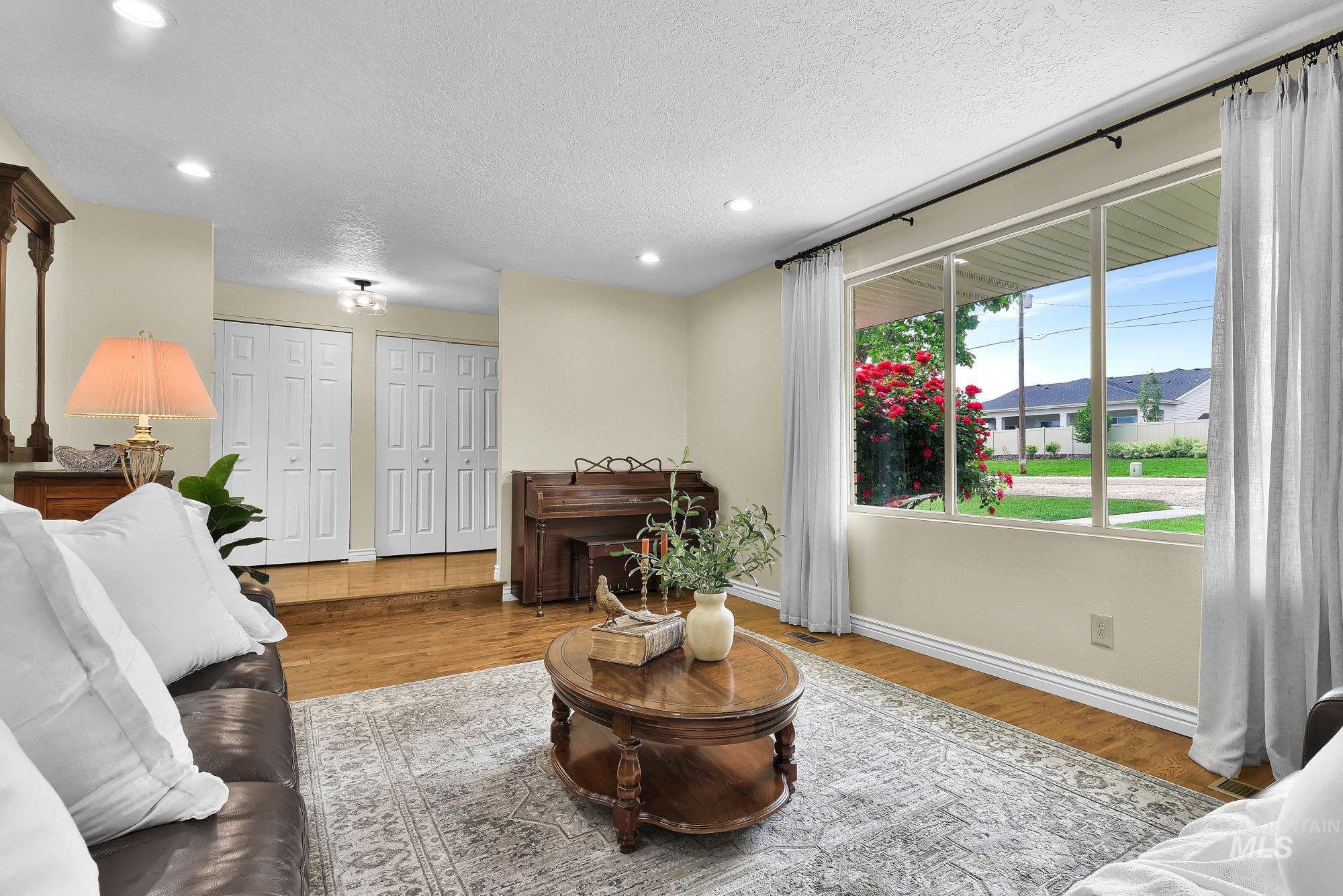 315 E Pat Lane, Caldwell, Idaho 83607-9013, 4 Bedrooms, 2.5 Bathrooms, Residential For Sale, Price $614,950, 98988388