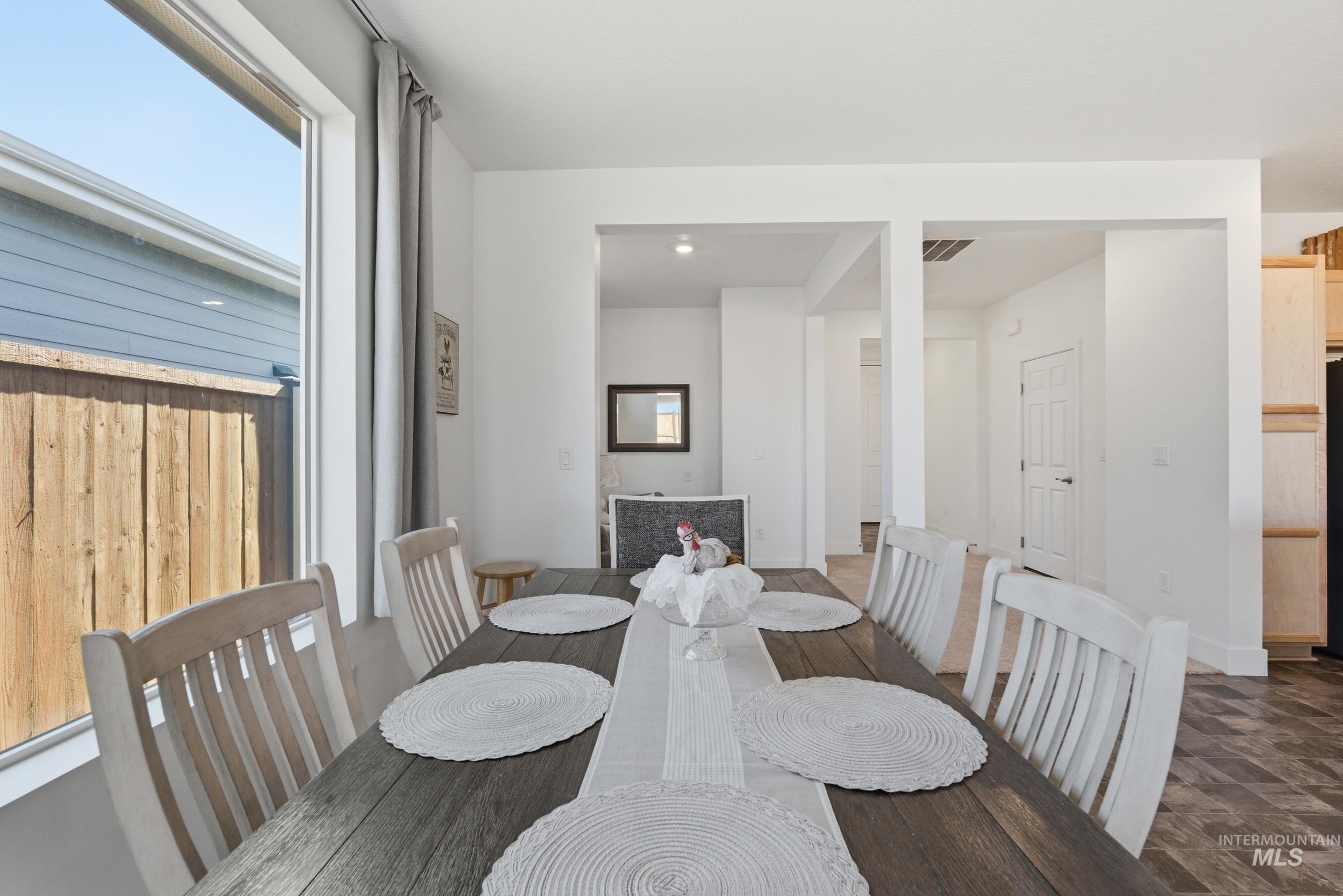 12165 S Glory Ln, Kuna, Idaho 83634, 2 Bedrooms, 2 Bathrooms, Residential For Sale, Price $409,900,MLS 98988390
