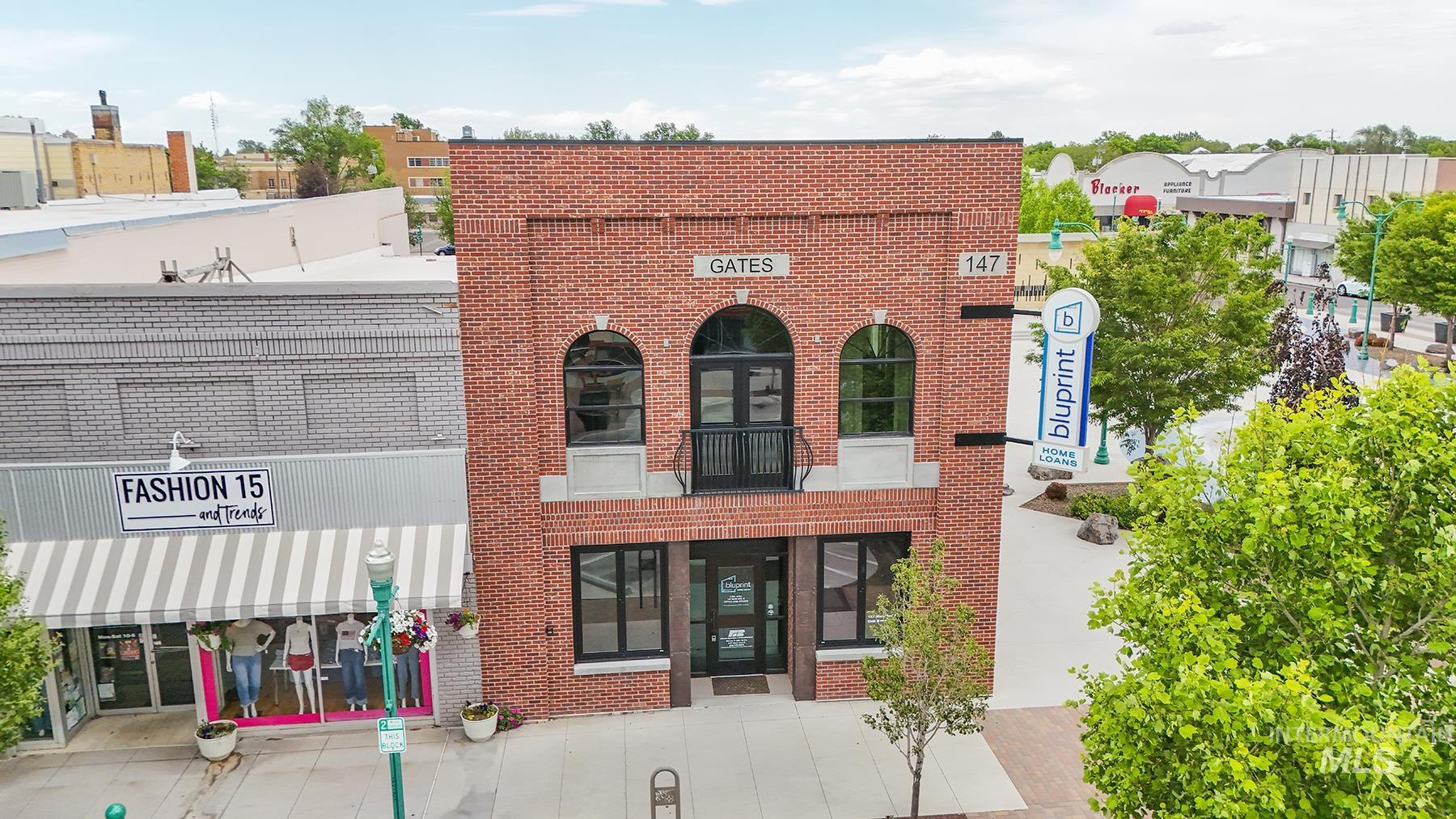 147 Main Ave E, Twin Falls, Idaho 83301-6229, 16 Rooms, Business/Commercial For Sale, Price $103,200,MLS 98988394