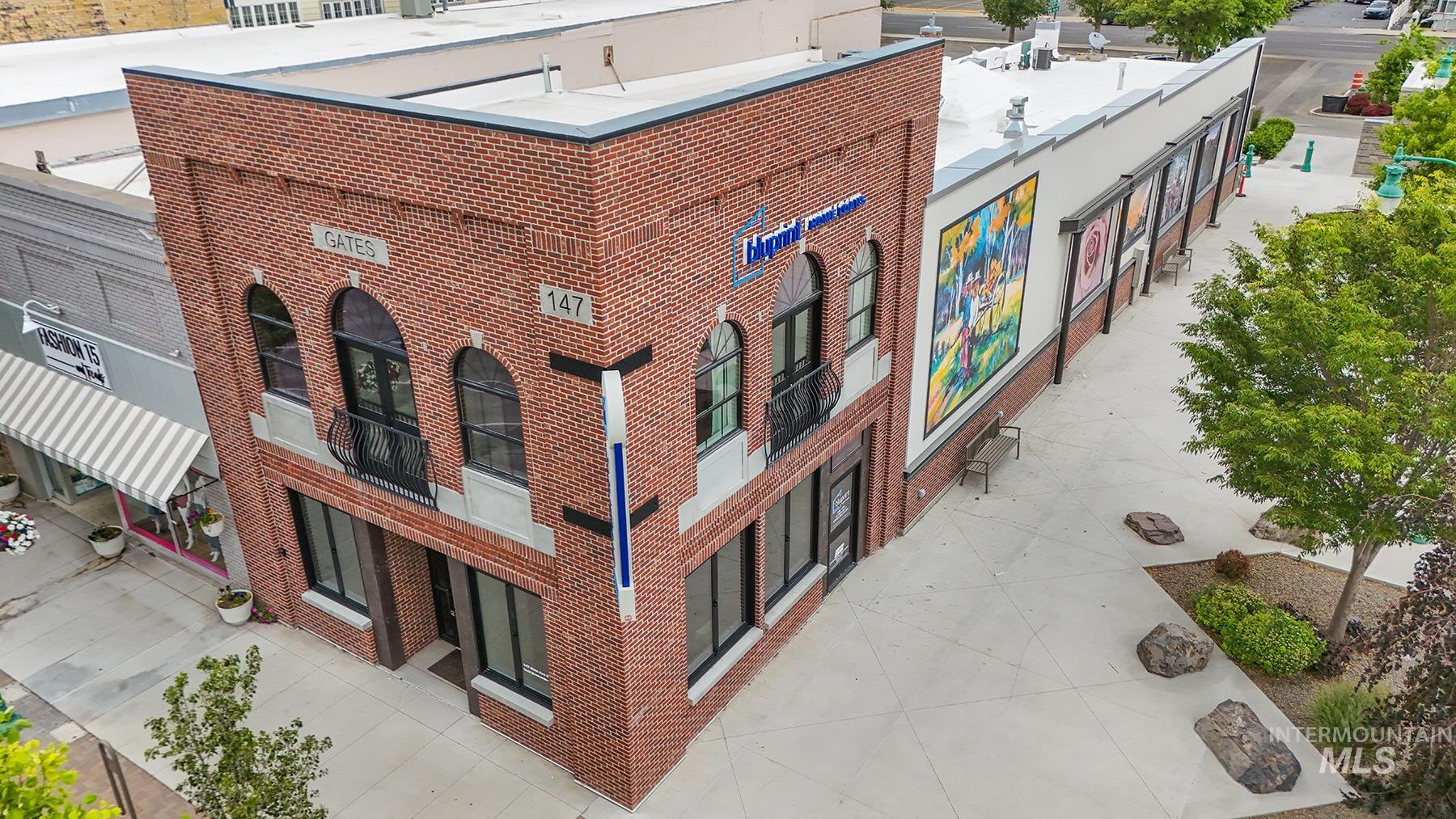 147 Main Ave E, Twin Falls, Idaho 83301-6229, 16 Rooms, Business/Commercial For Sale, Price $103,200,MLS 98988394