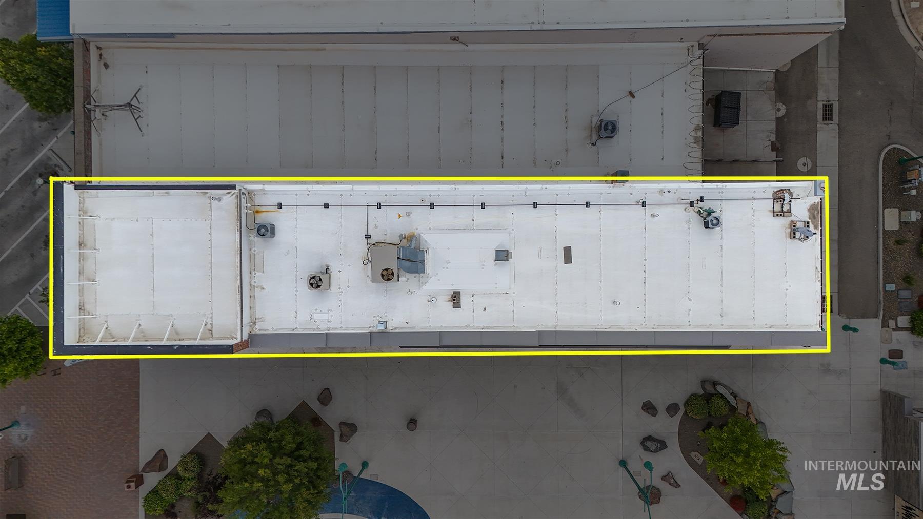 147 Main Ave E, Twin Falls, Idaho 83301-6229, 16 Rooms, Business/Commercial For Sale, Price $103,200,MLS 98988394
