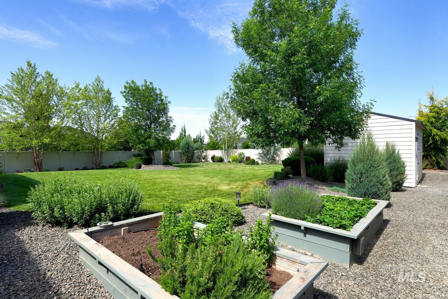5463 N Vasto Way, Meridian, Idaho 83646, 4 Bedrooms, 4.5 Bathrooms, Residential For Sale, Price $1,125,000, 98988396