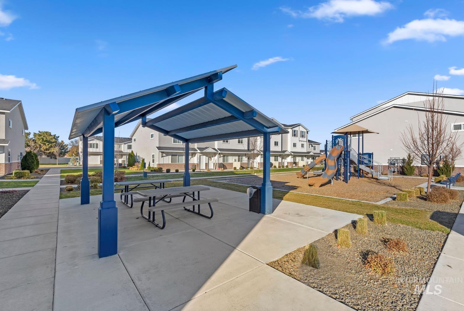 16781 N Jade Cover Lane, Nampa, Idaho 83687, 3 Bedrooms, 2.5 Bathrooms, Residential Income For Sale, Price $1,064,000,MLS 98988397