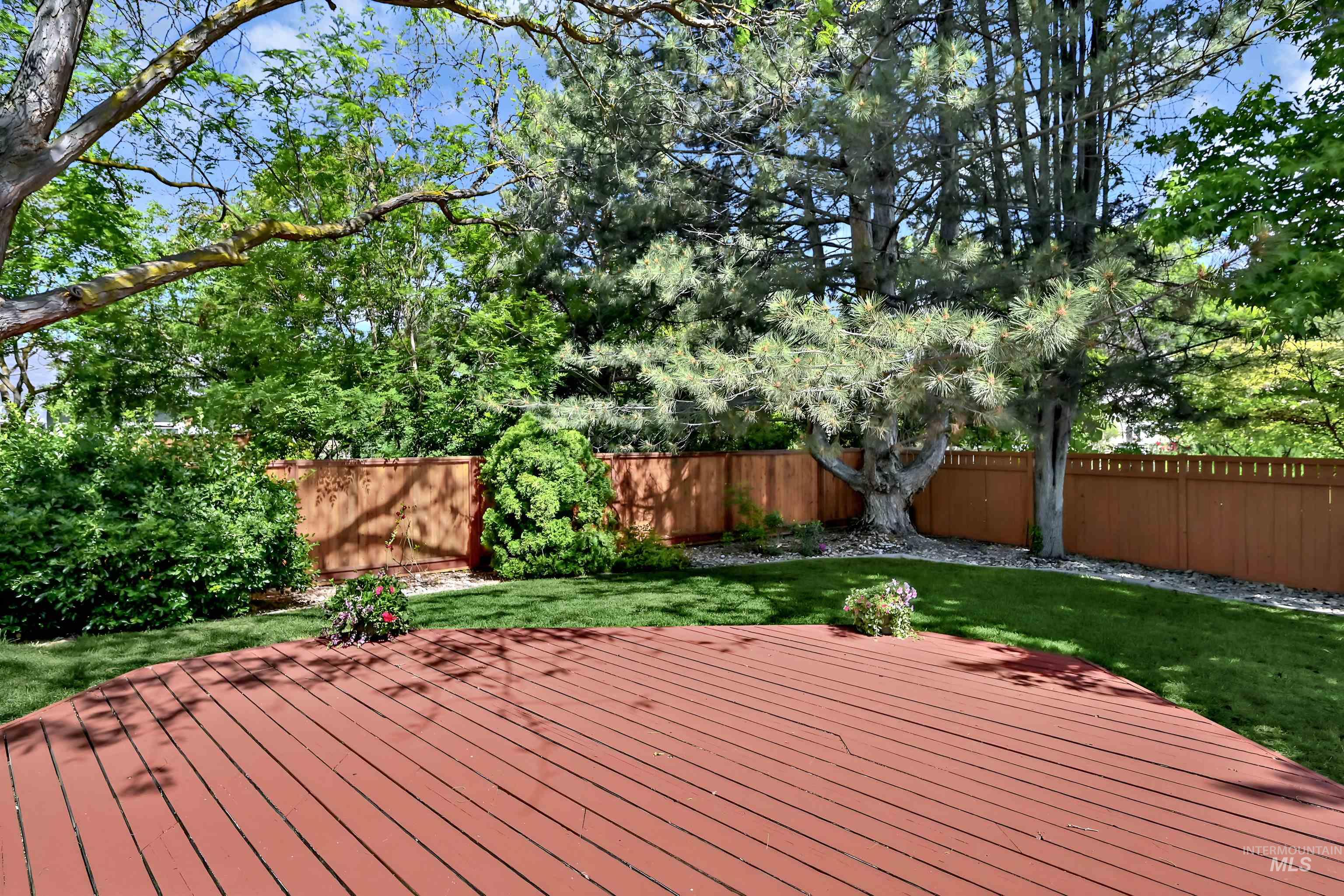 5145 N Riverfront Dr, Garden City, Idaho 83714, 3 Bedrooms, 3 Bathrooms, Residential For Sale, Price $699,900, 98988401