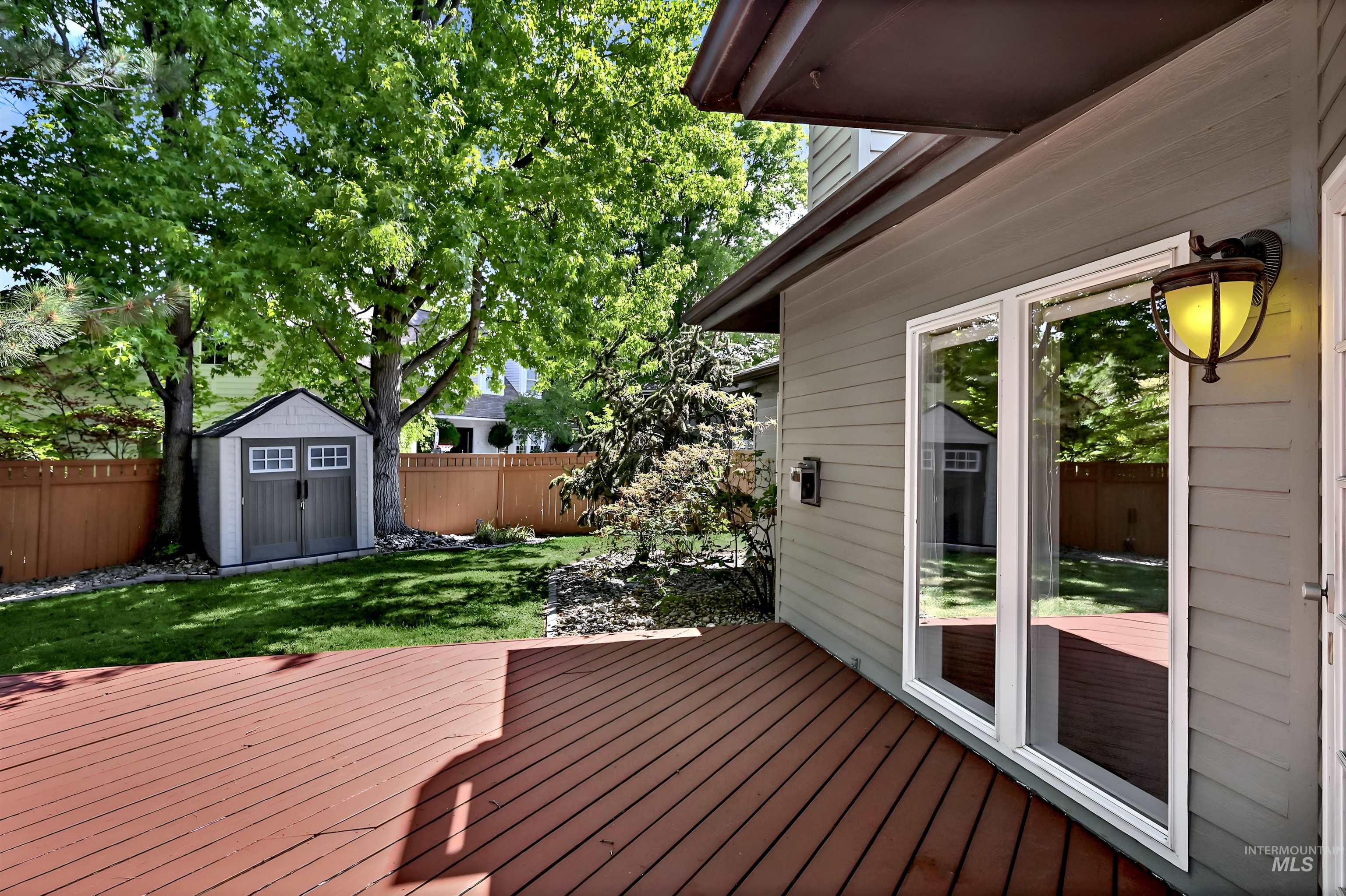 5145 N Riverfront Dr, Garden City, Idaho 83714, 3 Bedrooms, 3 Bathrooms, Residential For Sale, Price $699,900, 98988401