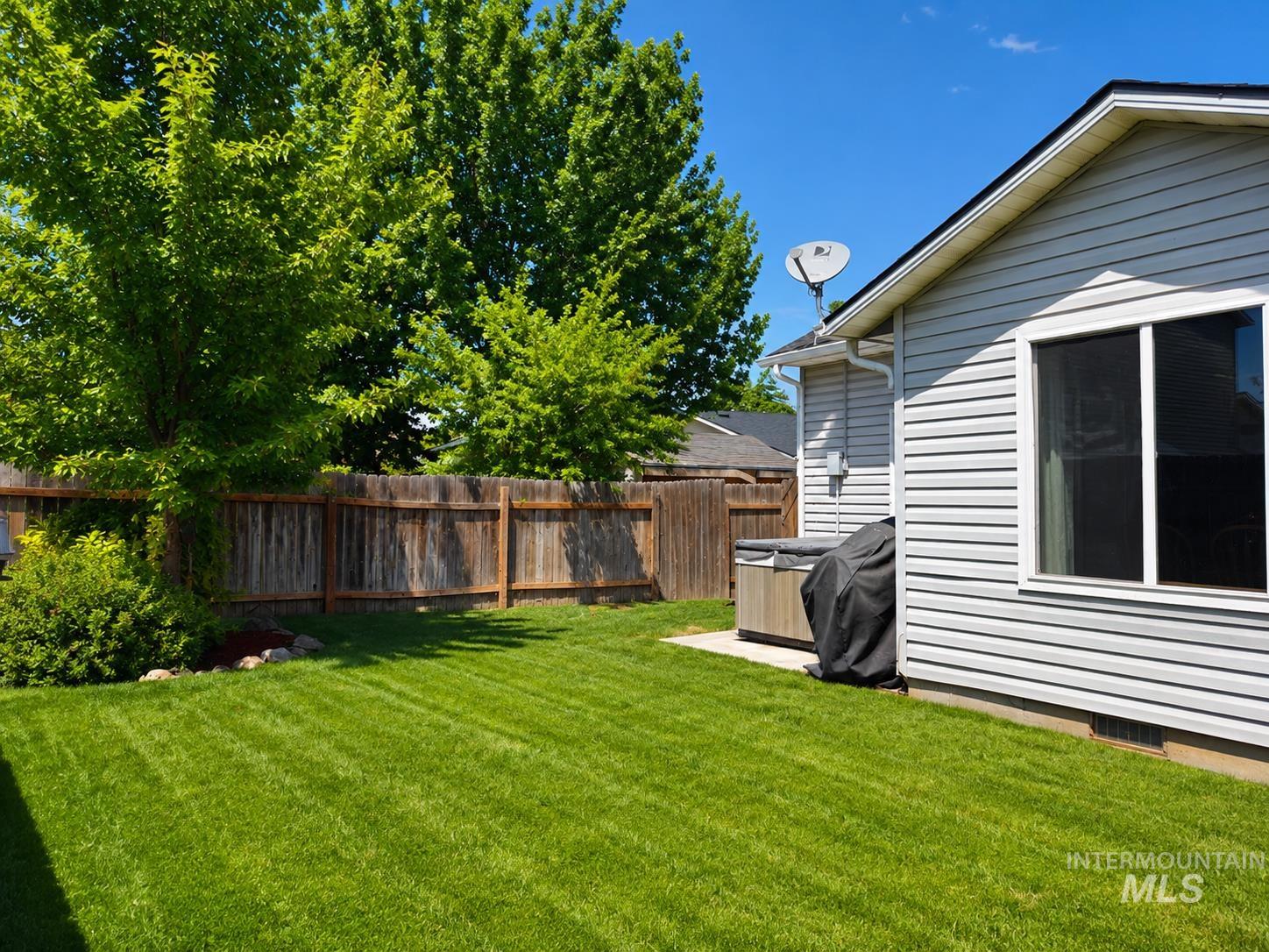 20549 Hancock Ave., Caldwell, Idaho 83605, 3 Bedrooms, 2 Bathrooms, Residential For Sale, Price $375,000,MLS 98988403