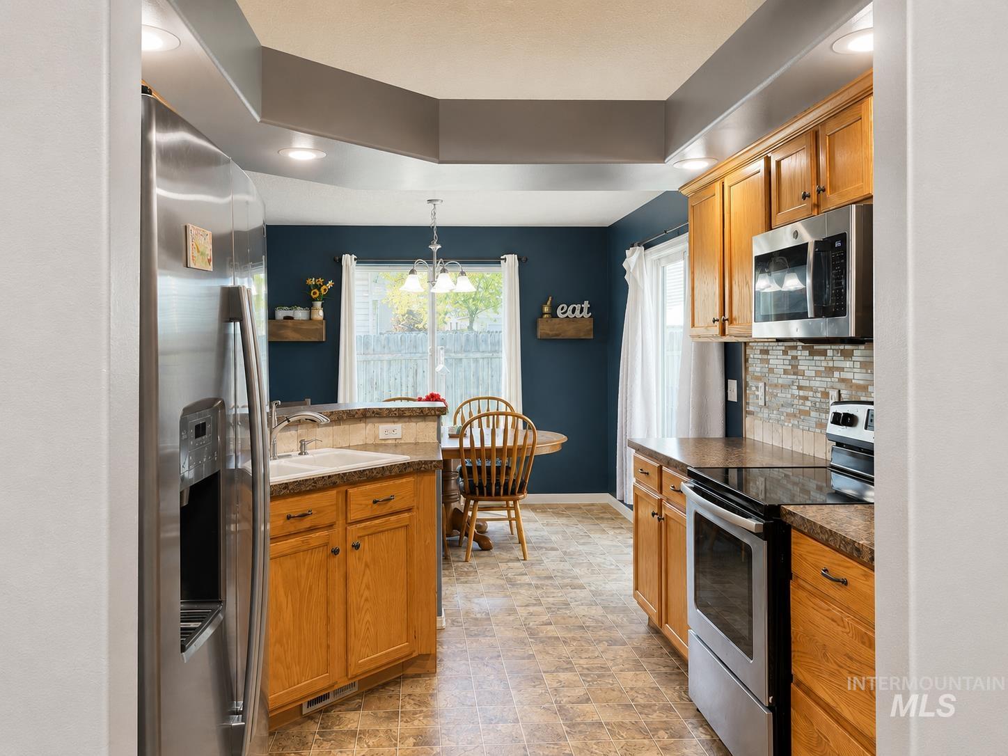 20549 Hancock Ave., Caldwell, Idaho 83605, 3 Bedrooms, 2 Bathrooms, Residential For Sale, Price $375,000,MLS 98988403