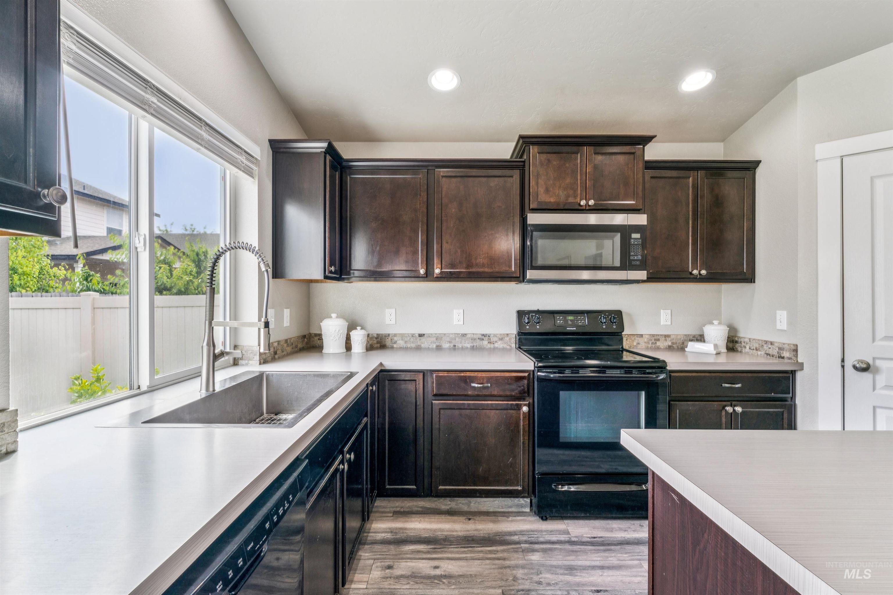 10551 Avalon St., Nampa, Idaho 83687, 4 Bedrooms, 2 Bathrooms, Residential For Sale, Price $414,900,MLS 98988404