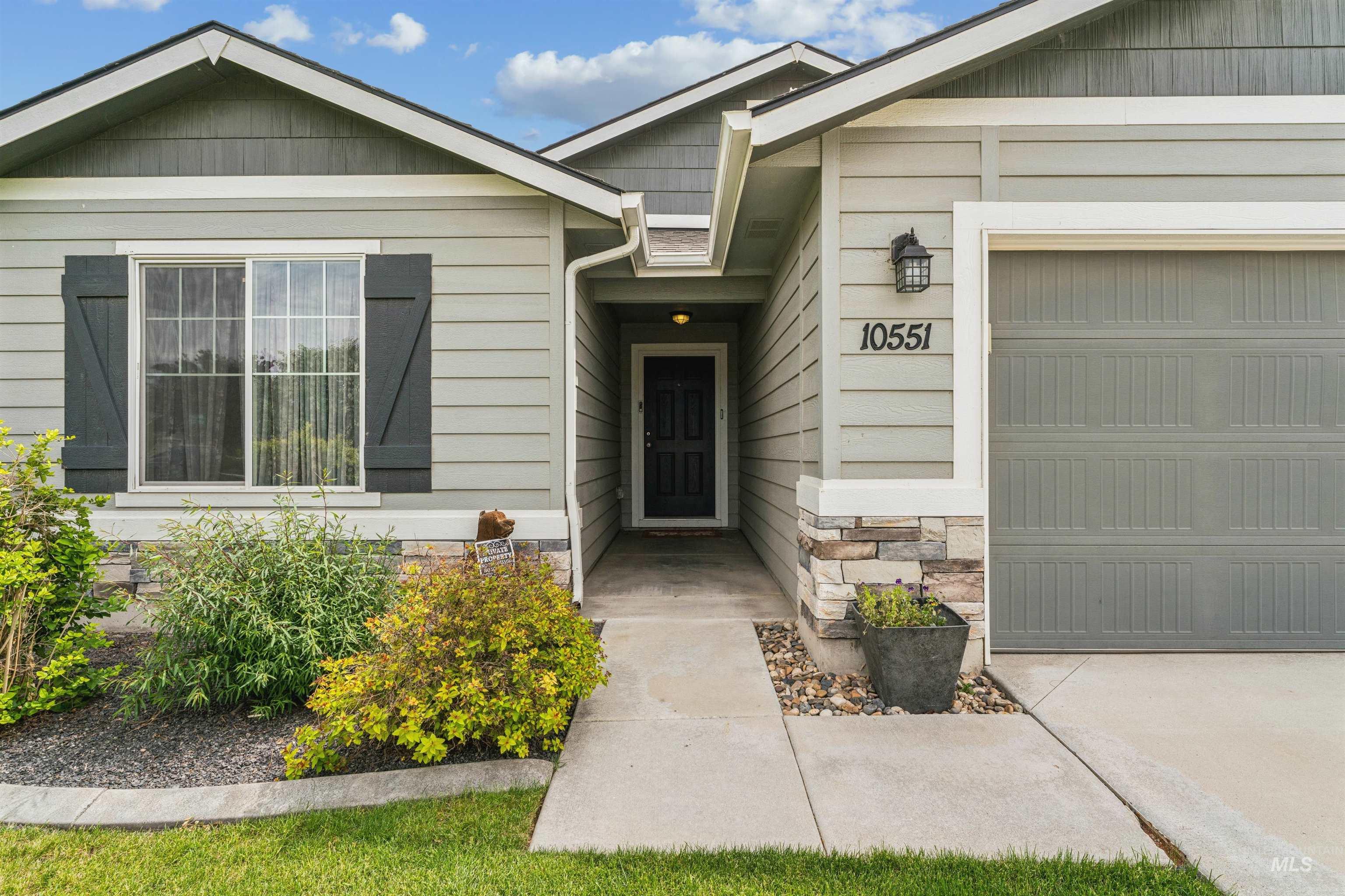 10551 Avalon St., Nampa, Idaho 83687, 4 Bedrooms, 2 Bathrooms, Residential For Sale, Price $414,900,MLS 98988404