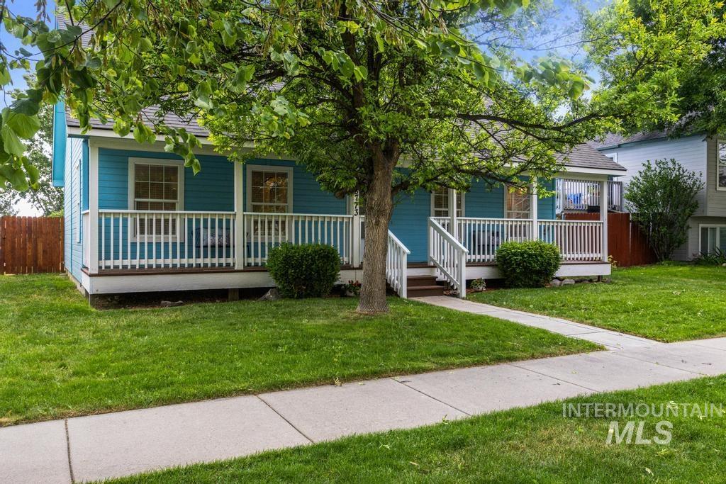 8773 W Banjo Dr., Boise, Idaho 83709, 3 Bedrooms, 2 Bathrooms, Residential For Sale, Price $399,000,MLS 98988408