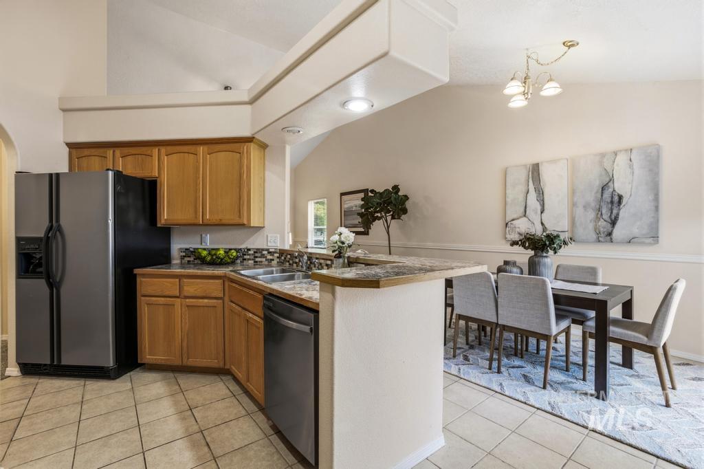 8773 W Banjo Dr., Boise, Idaho 83709, 3 Bedrooms, 2 Bathrooms, Residential For Sale, Price $399,000,MLS 98988408