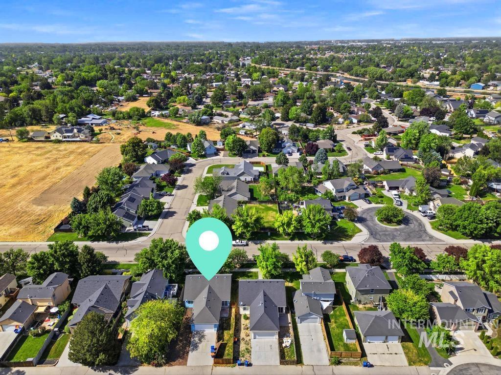8773 W Banjo Dr., Boise, Idaho 83709, 3 Bedrooms, 2 Bathrooms, Residential For Sale, Price $399,000,MLS 98988408