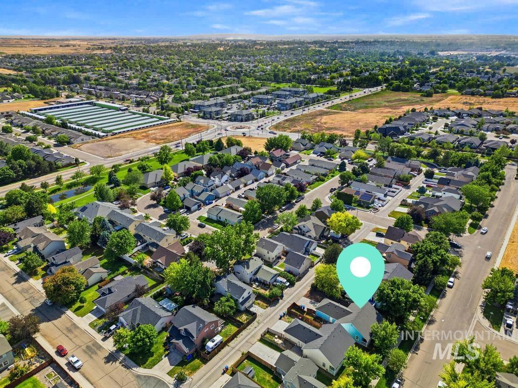 8773 W Banjo Dr., Boise, Idaho 83709, 3 Bedrooms, 2 Bathrooms, Residential For Sale, Price $399,000,MLS 98988408