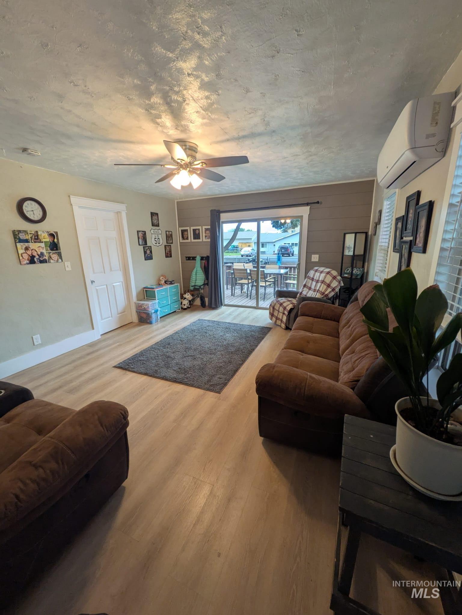 3320 9th St, Lewiston, Idaho 83501, 5 Bedrooms, 2 Bathrooms, Residential For Sale, Price $399,000,MLS 98988421