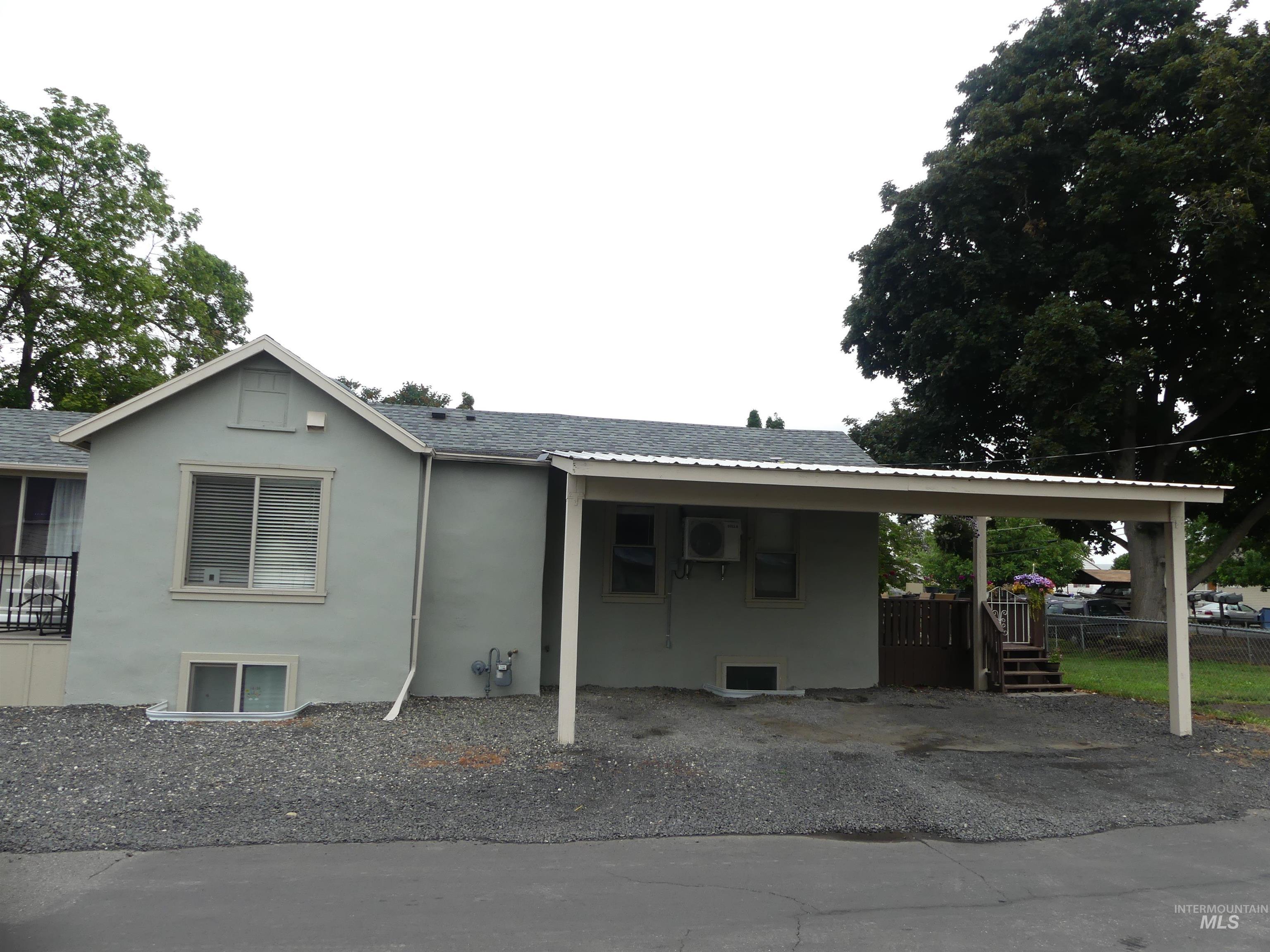 3320 9th St, Lewiston, Idaho 83501, 5 Bedrooms, 2 Bathrooms, Residential For Sale, Price $399,000,MLS 98988421