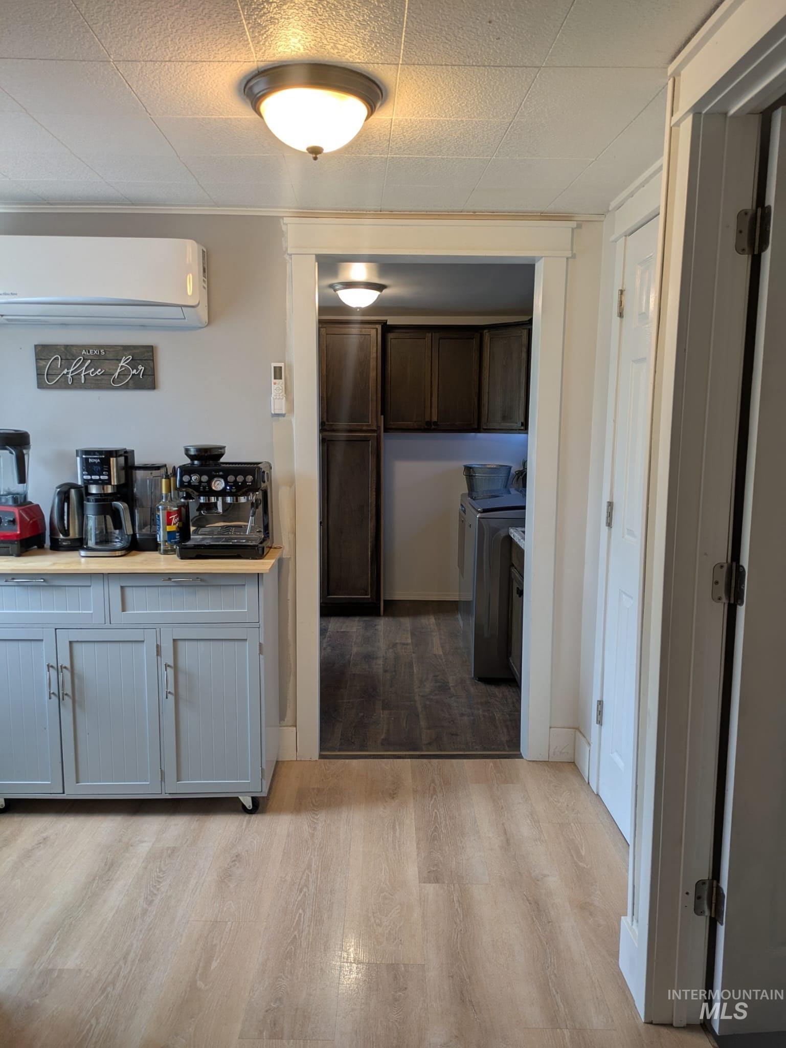 3320 9th St, Lewiston, Idaho 83501, 5 Bedrooms, 2 Bathrooms, Residential For Sale, Price $399,000,MLS 98988421