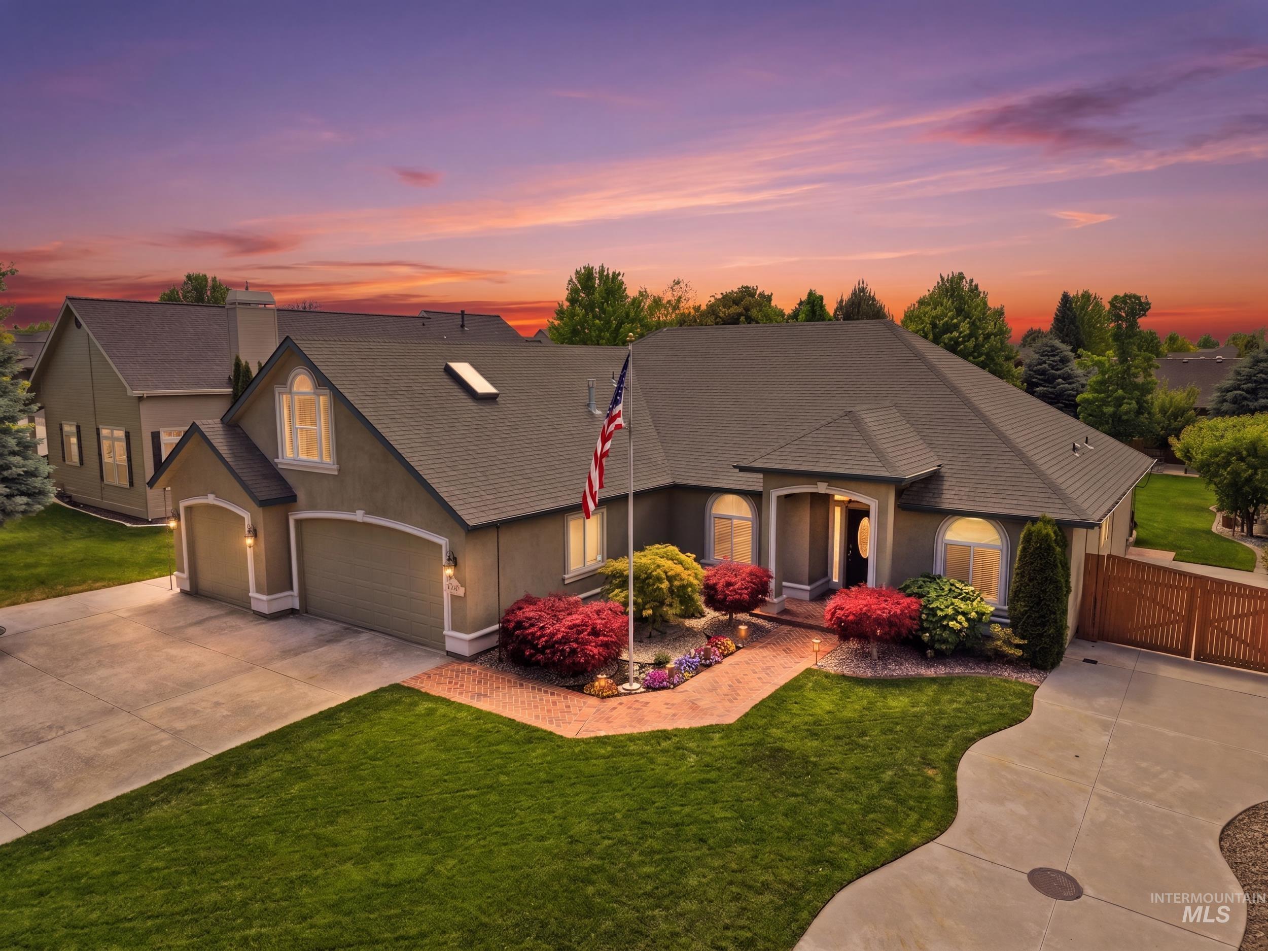 2611 S Goshen Way, Boise, Idaho 83709, 3 Bedrooms, 2 Bathrooms, Residential For Sale, Price $759,900,MLS 98988426