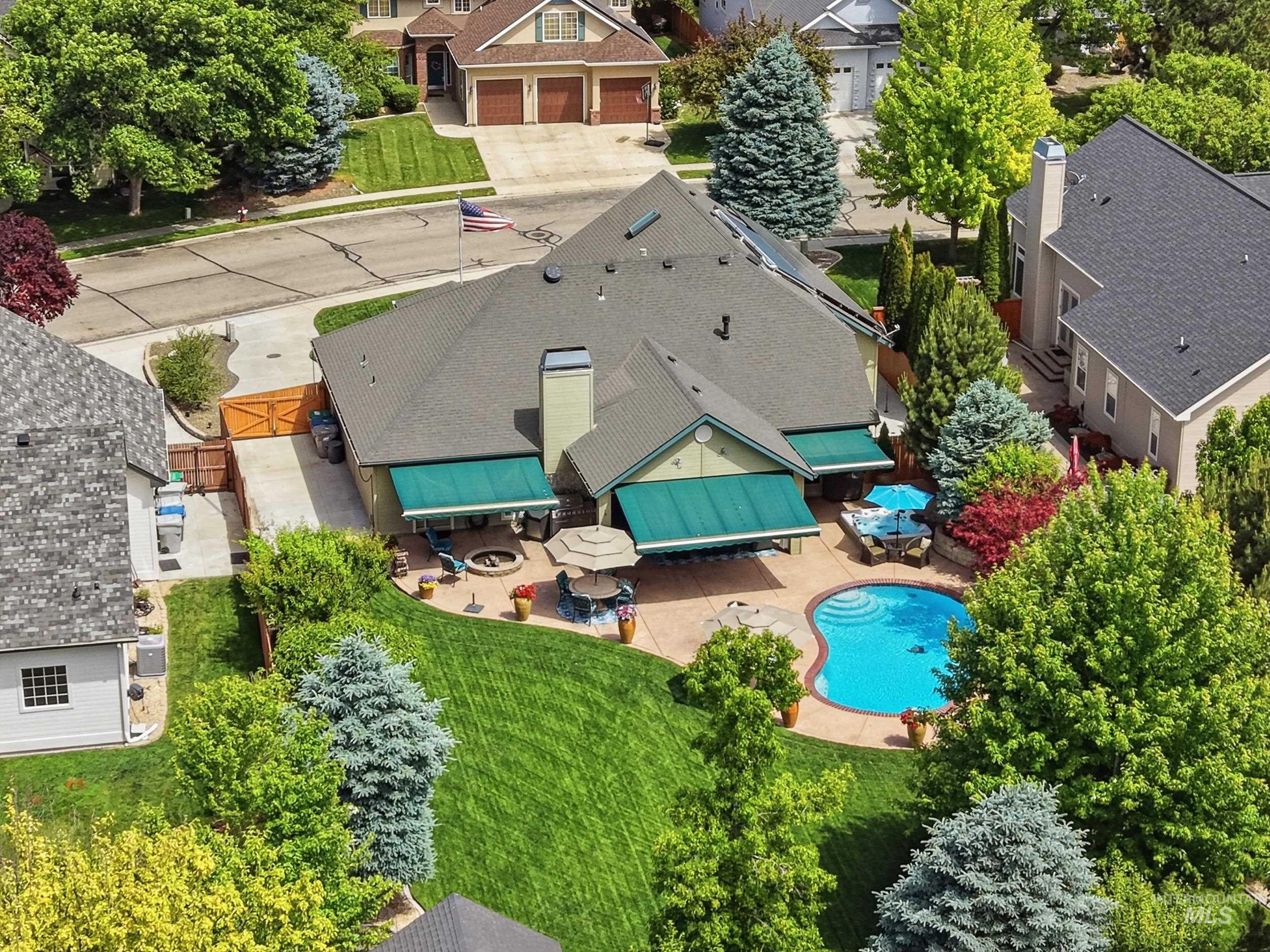 2611 S Goshen Way, Boise, Idaho 83709, 3 Bedrooms, 2 Bathrooms, Residential For Sale, Price $759,900,MLS 98988426