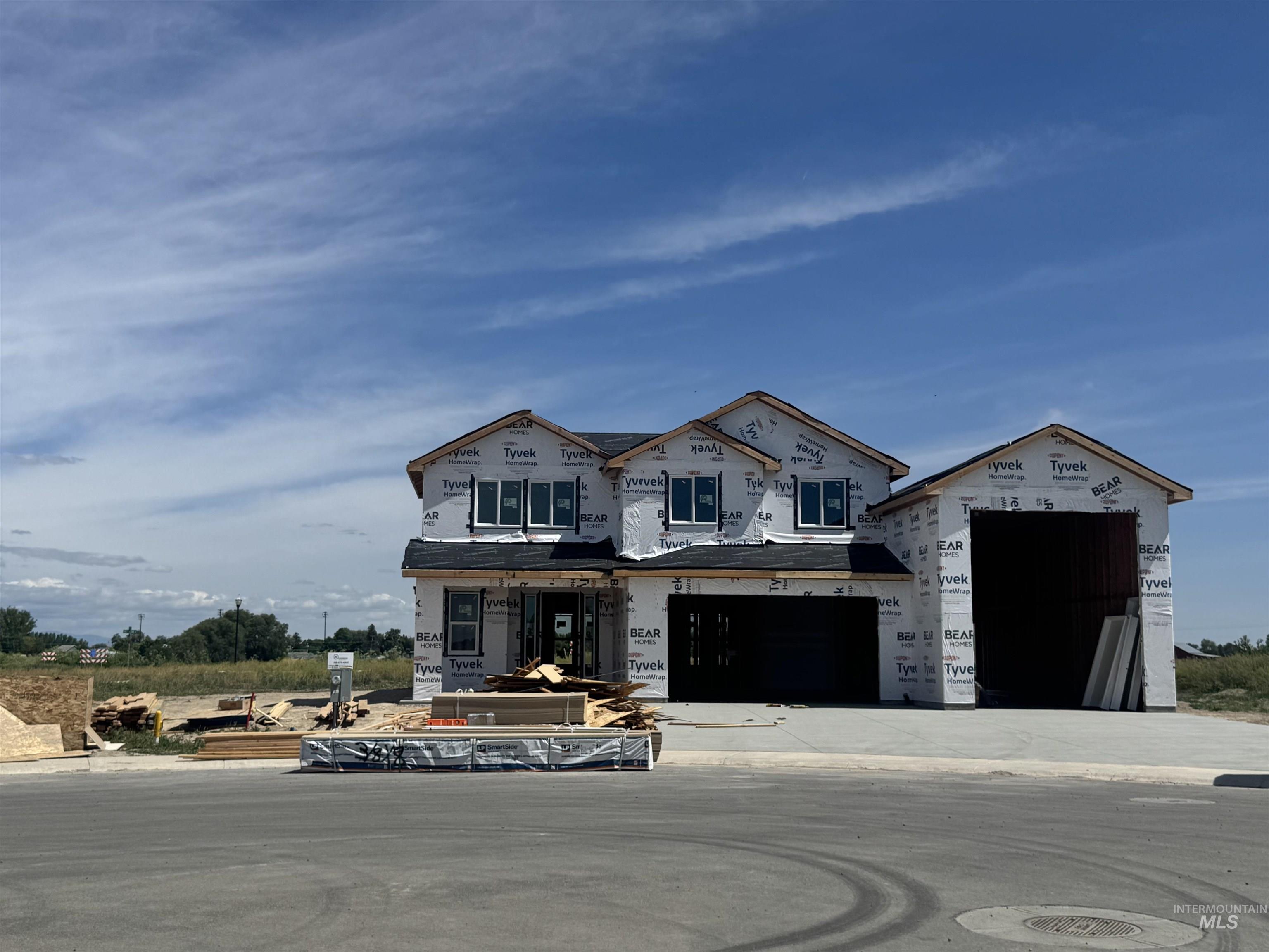 611 Grand Harvest Ave, New Plymouth, Idaho 83655, 4 Bedrooms, 3.5 Bathrooms, Residential For Sale, Price $525,000,MLS 98988428