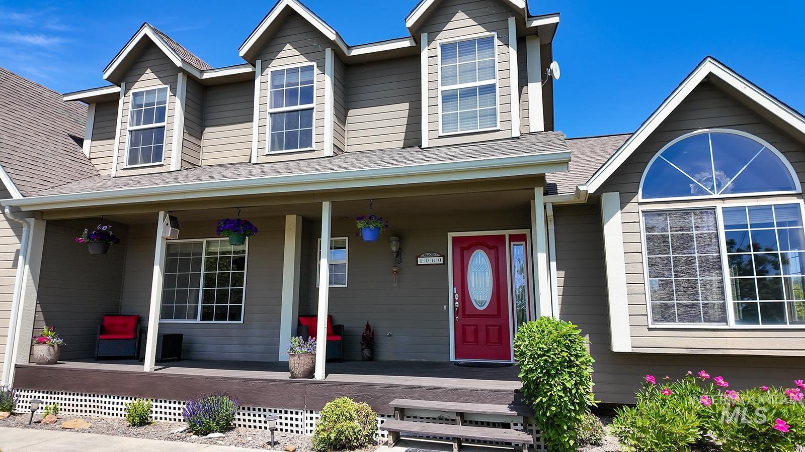 1060 Canterwood, Moscow, Idaho 83843, 5 Bedrooms, 2 Bathrooms, Residential For Sale, Price $825,000,MLS 98988429