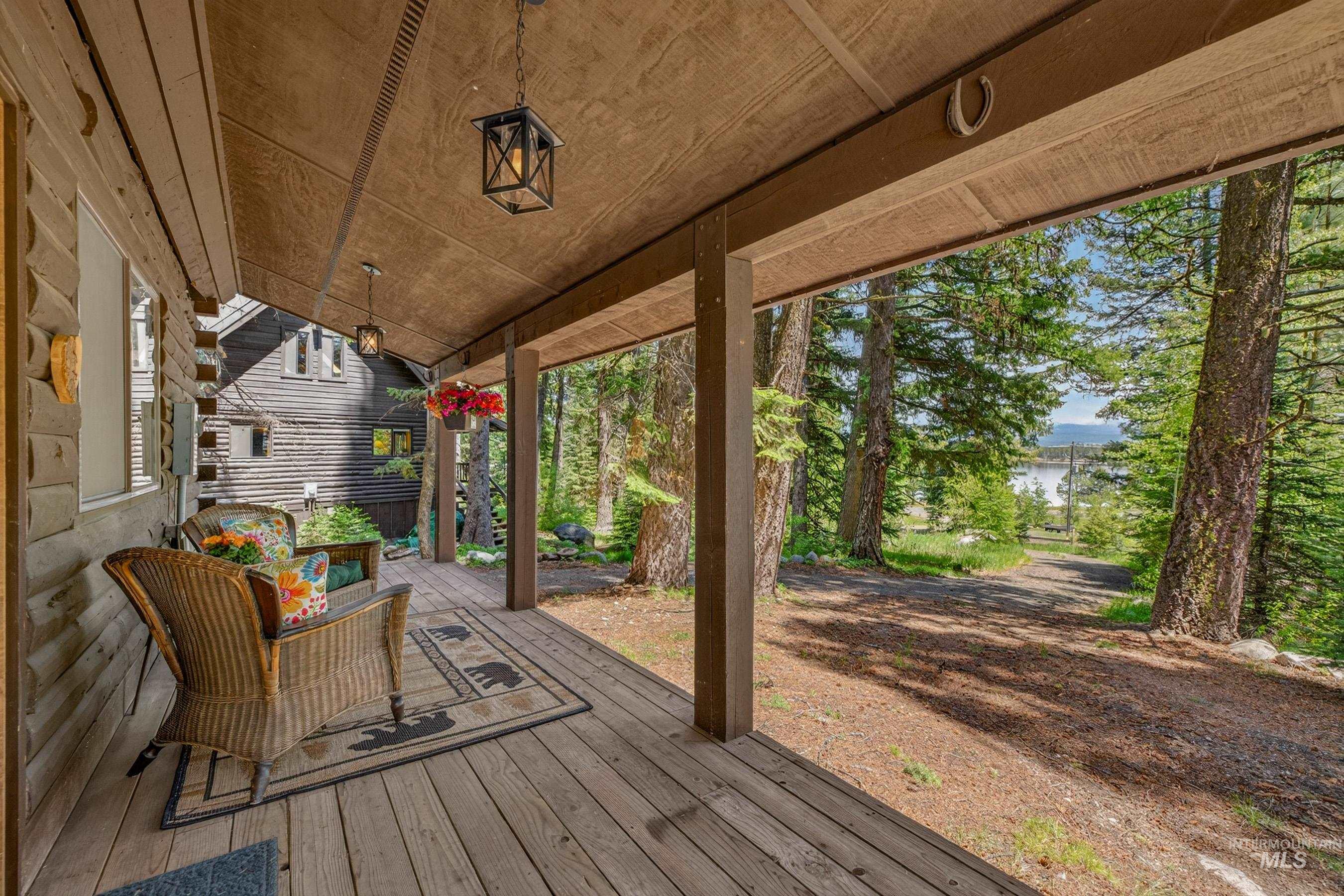 2339 W Mountain Road, Donnelly, Idaho 83615-0000, 4 Bedrooms, 3 Bathrooms, Residential For Sale, Price $1,250,000,MLS 98988434