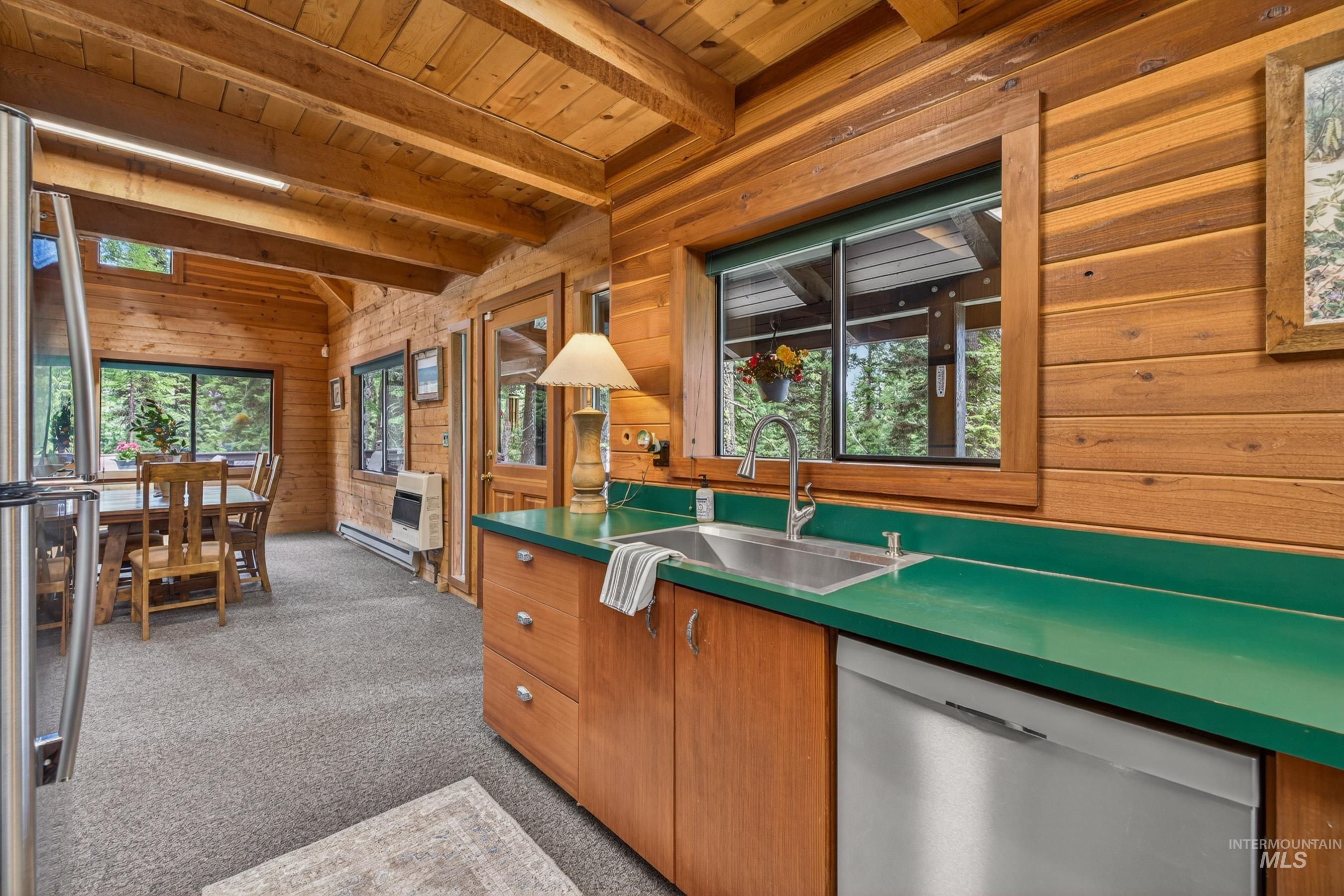 2339 W Mountain Road, Donnelly, Idaho 83615-0000, 4 Bedrooms, 3 Bathrooms, Residential For Sale, Price $1,250,000,MLS 98988434